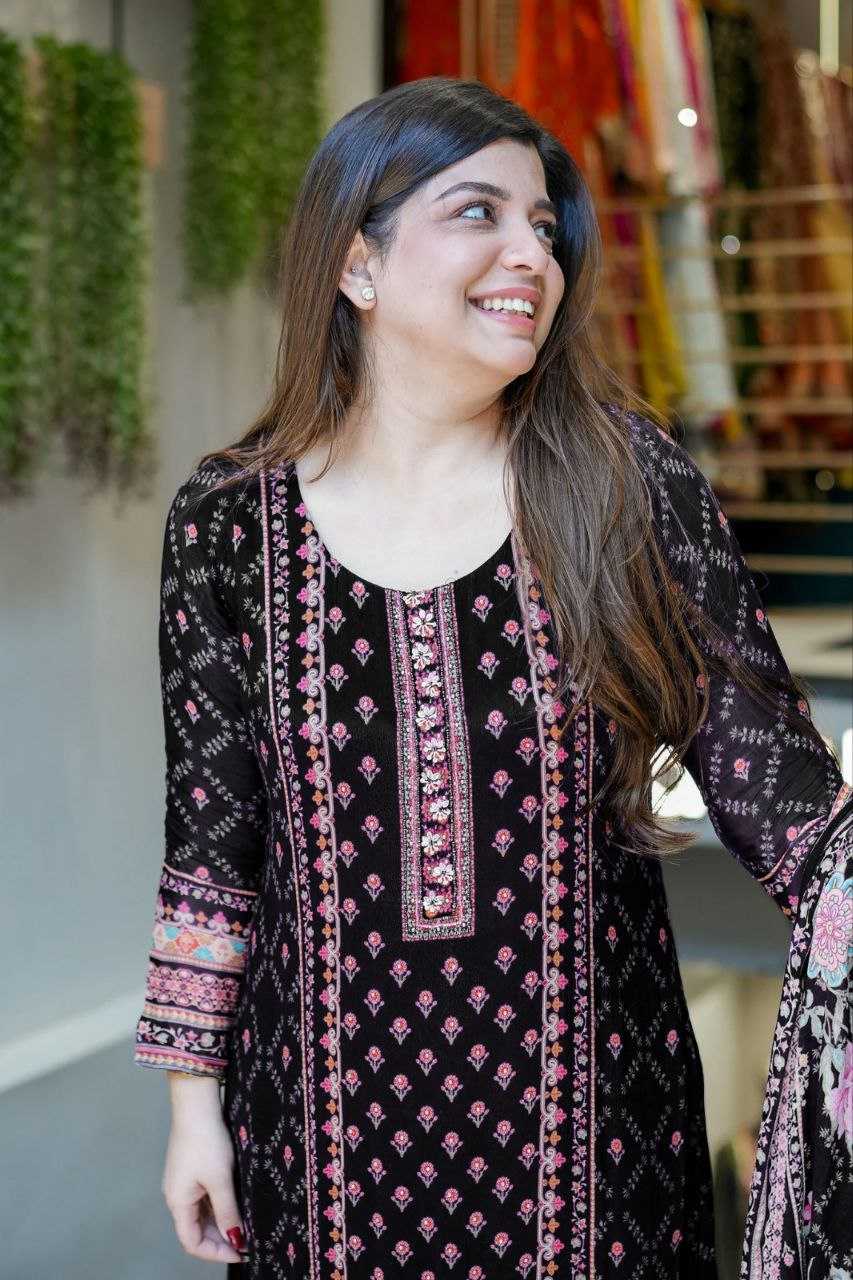 Ynf Chinon KESH625 Floral print Suits & Dresses Wholesale Kashmiri Suits Printed Suits Party wear suits Manufacturer- Kapda Export