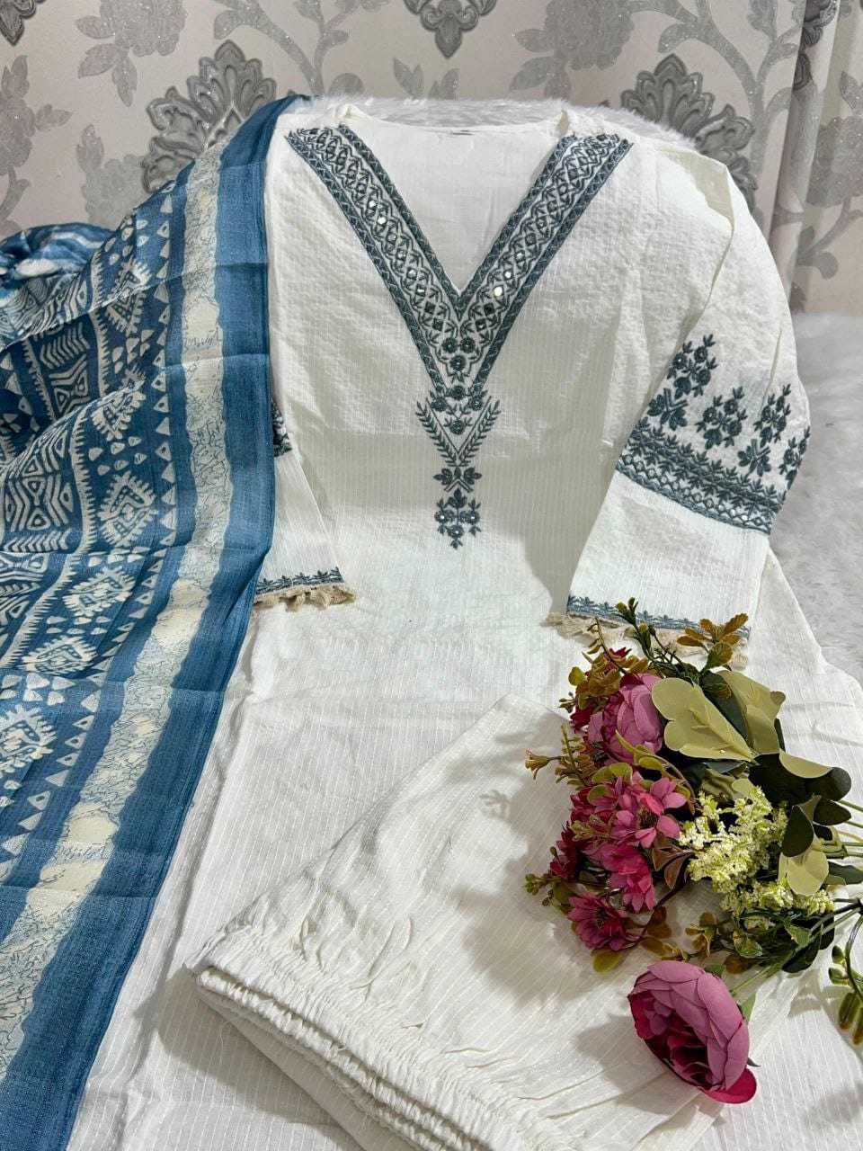 Ynf Cotton KESH684 SANJU Kurti Wholesale Embroidered Kurtis Straight Kurtis White Kurtis Manufacturer- Kapda Export