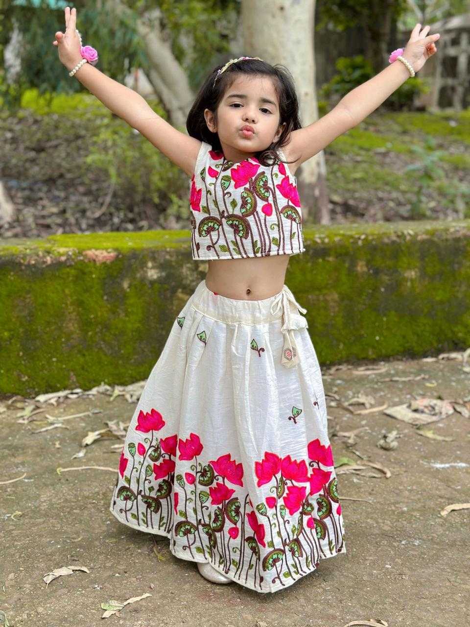 Ynf Cotton RIN235 THREADS Kids Wear Wholesale Kids Lehenga Kids Lehenga Choli Baby Girl Lehenga Manufacturer- Kapda Export
