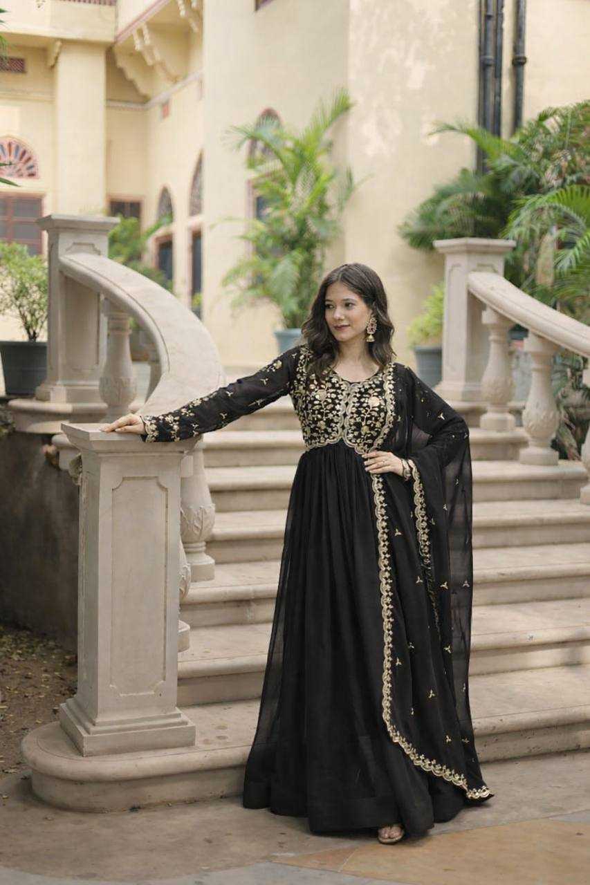 Ynf Faux Blooming KESH175 3095 Gowns Wholesale Evening Gowns Party Wear Gowns Designer Gowns Manufacturer- Kapda Export