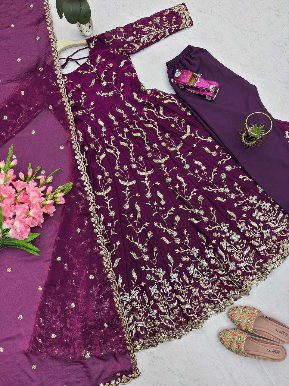 Ynf FENDY KESH490 689 Gowns Wholesale Embroidered Gown Party Wear Gowns Silk Gowns Manufacturer- Kapda Export