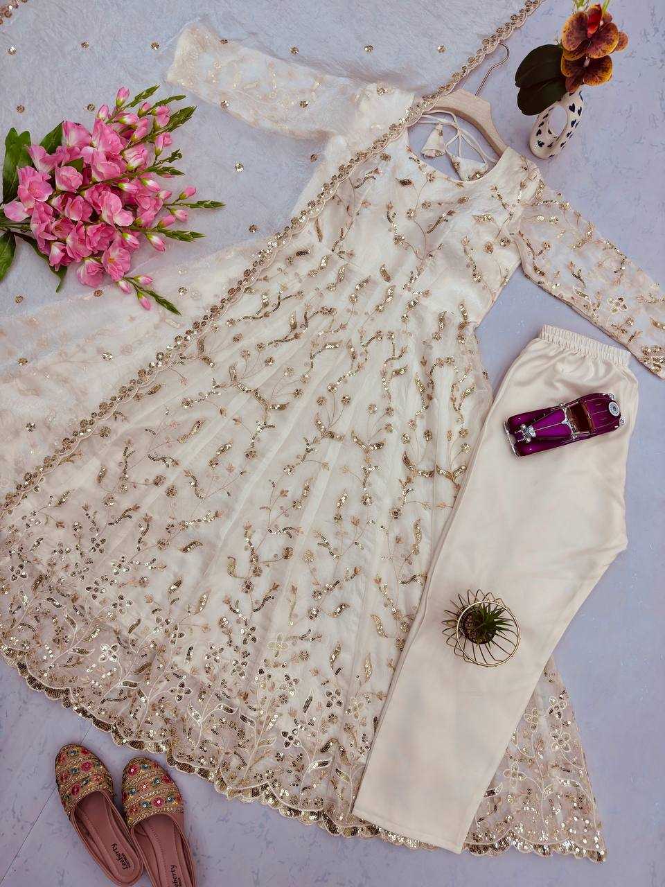 Ynf FENDY KESH490 689 Gowns Wholesale Embroidered Gown Party Wear Gowns Silk Gowns Manufacturer- Kapda Export