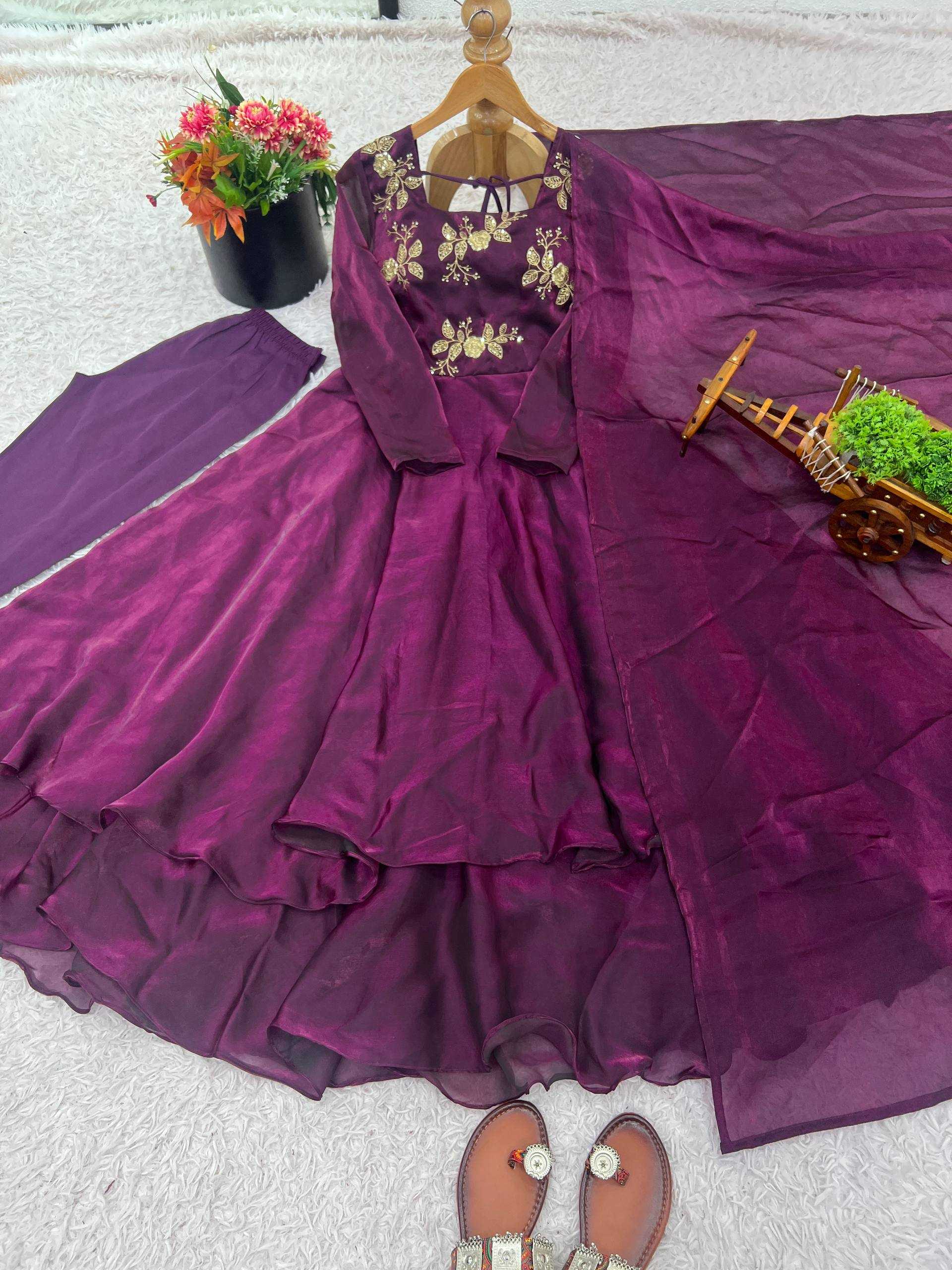 Ynf FENDY Silk KESH638 434 Gowns Wholesale Embroidered Gown Evening Gowns Designer Gowns Manufacturer- Kapda Export