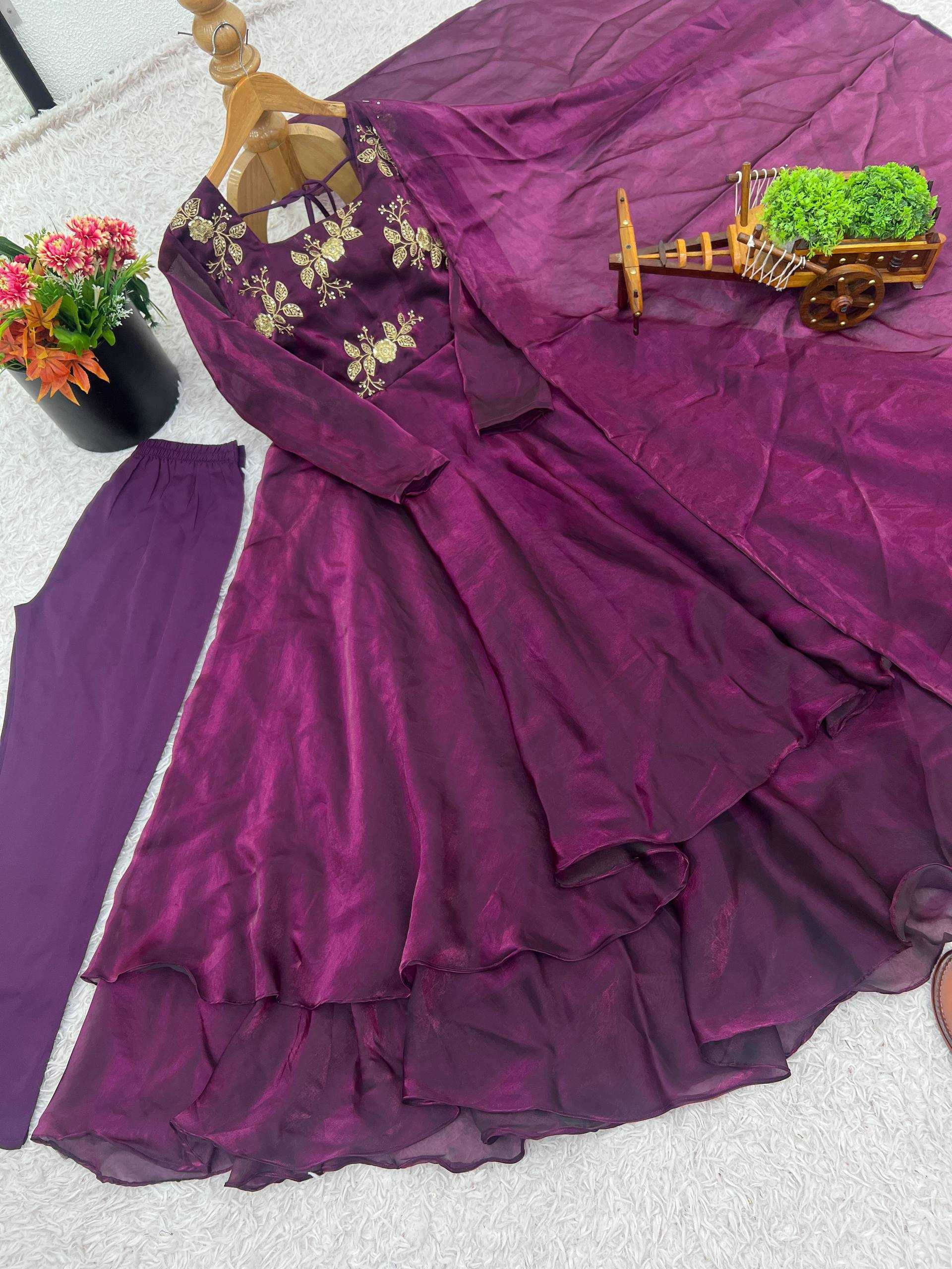 Ynf FENDY Silk KESH638 434 Gowns Wholesale Embroidered Gown Evening Gowns Designer Gowns Manufacturer- Kapda Export