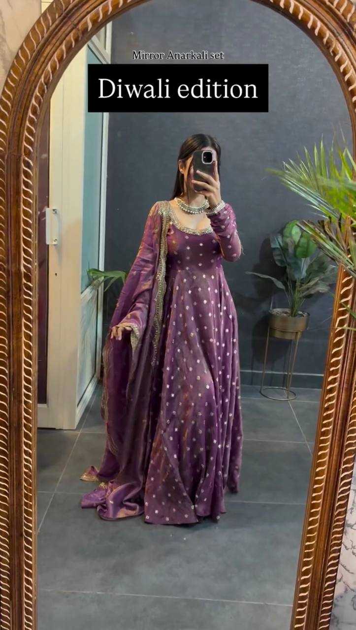 Ynf FENDY Silk RIN133 1565 Gowns Wholesale Wedding Gown Evening Gowns Party Wear Gowns Manufacturer- Kapda Export