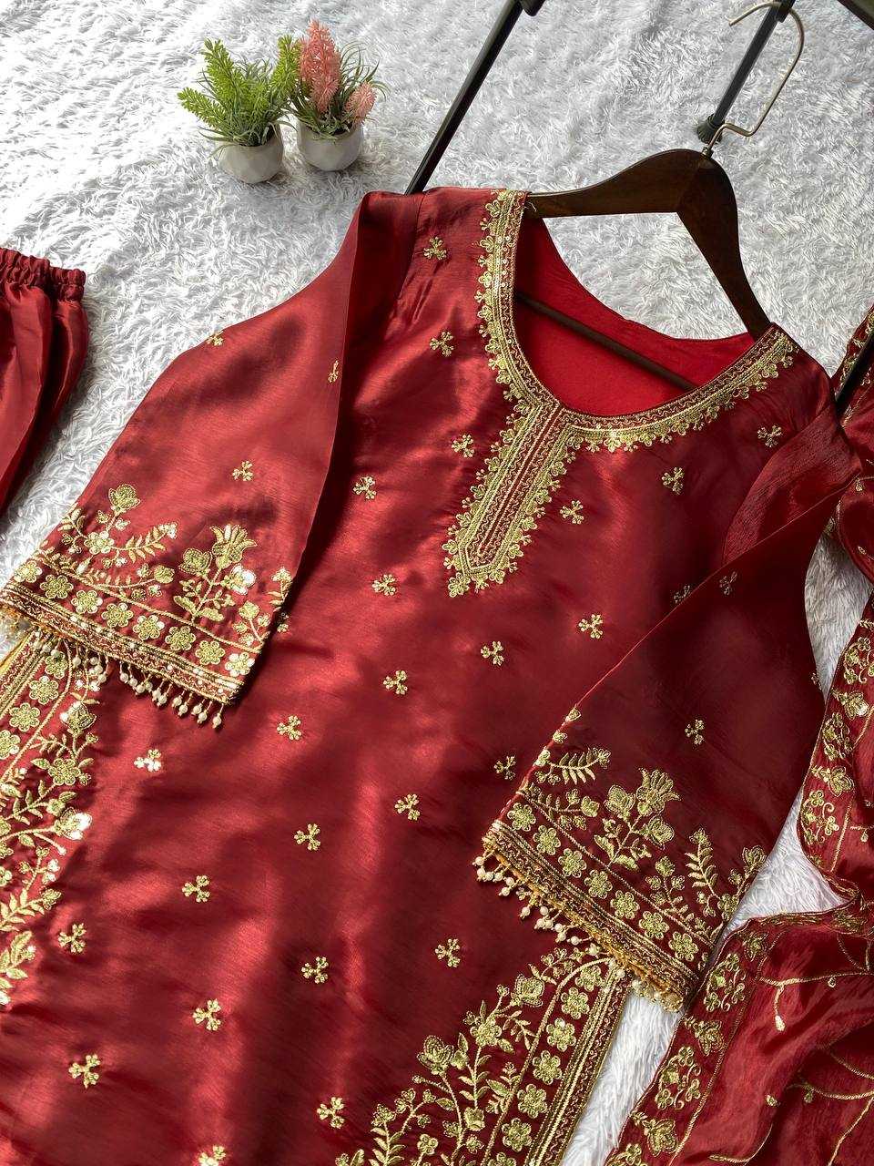 Ynf Jimmy Choo KESH678 2059 Suits & Dresses Festive Collections Wholesale Kashmiri Suits Wedding Suits Eid Collections Manufacturer- Kapda Export