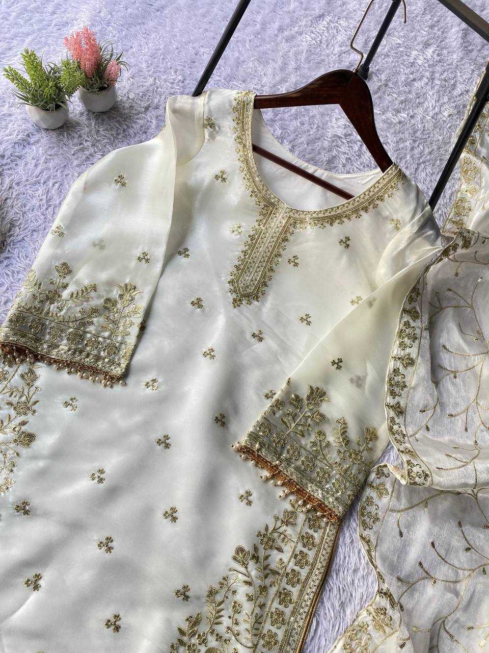 Ynf Jimmy Choo KESH678 2059 Suits & Dresses Festive Collections Wholesale Kashmiri Suits Wedding Suits Eid Collections Manufacturer- Kapda Export