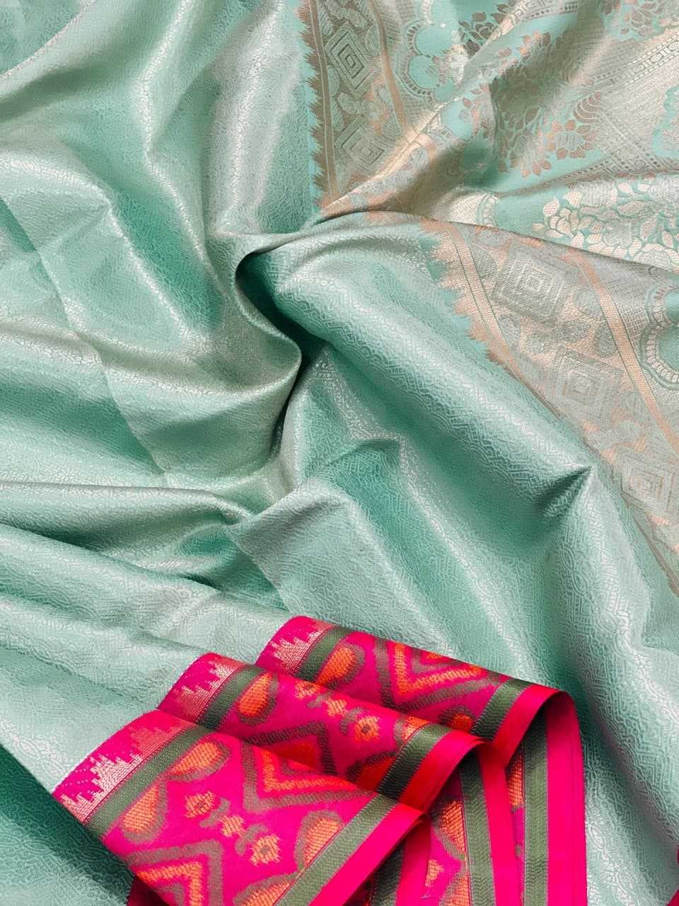 Ynf Kanjivaram Silk KESH657 patola silk Silk Sarees Wholesale Traditional Silk Sarees Kanjivaram Silk Sarees Festival Silk Sarees Manufacturer- Kapda Export