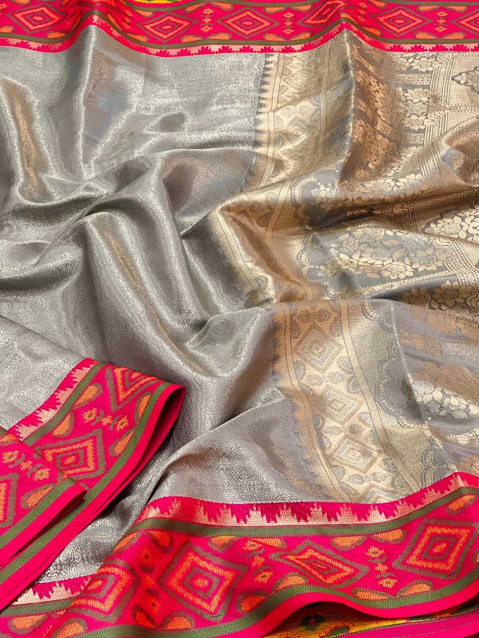 Ynf Kanjivaram Silk KESH657 patola silk Silk Sarees Wholesale Traditional Silk Sarees Kanjivaram Silk Sarees Festival Silk Sarees Manufacturer- Kapda Export