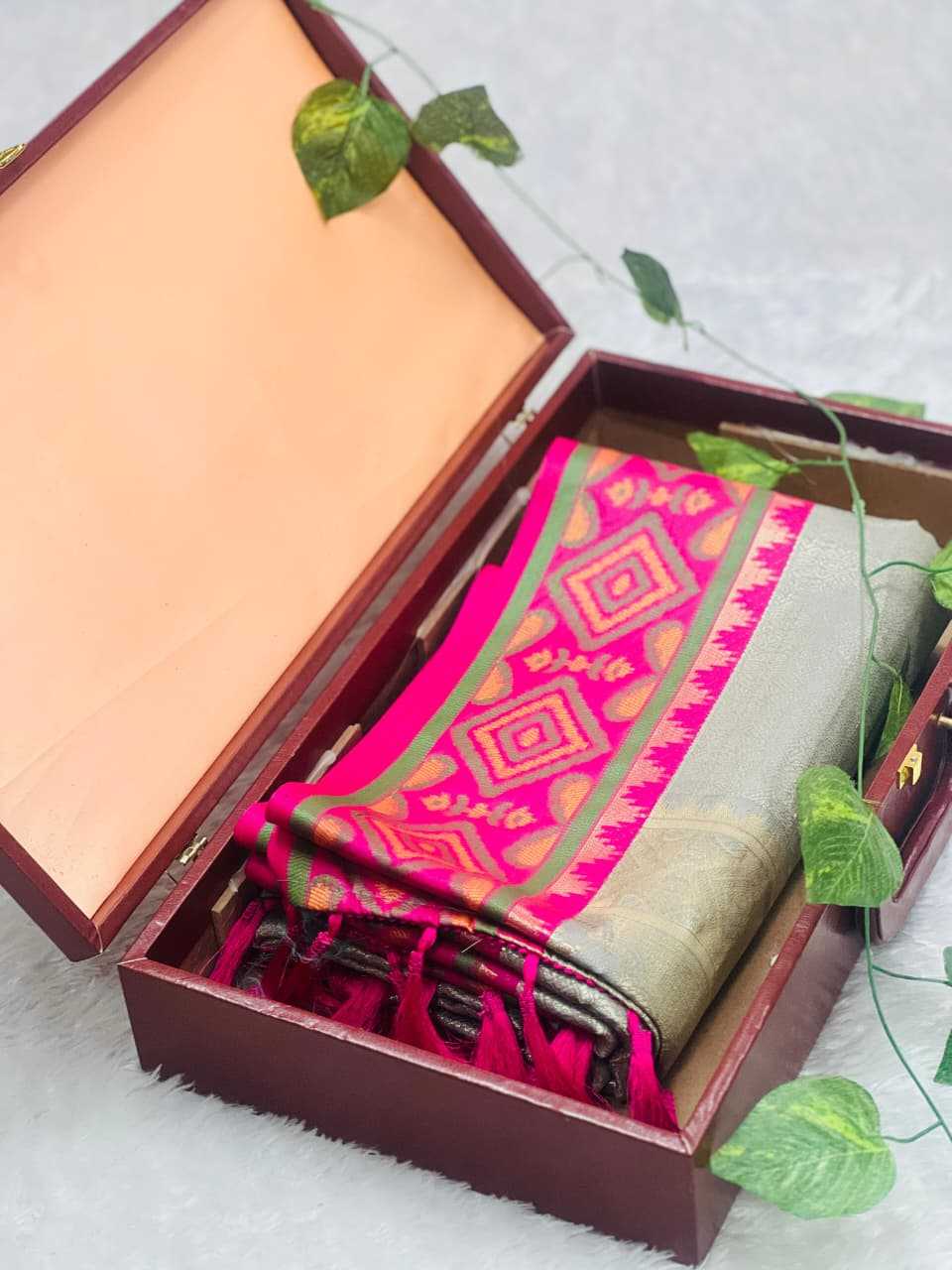 Ynf Kanjivaram Silk KESH657 patola silk Silk Sarees Wholesale Traditional Silk Sarees Kanjivaram Silk Sarees Festival Silk Sarees Manufacturer- Kapda Export