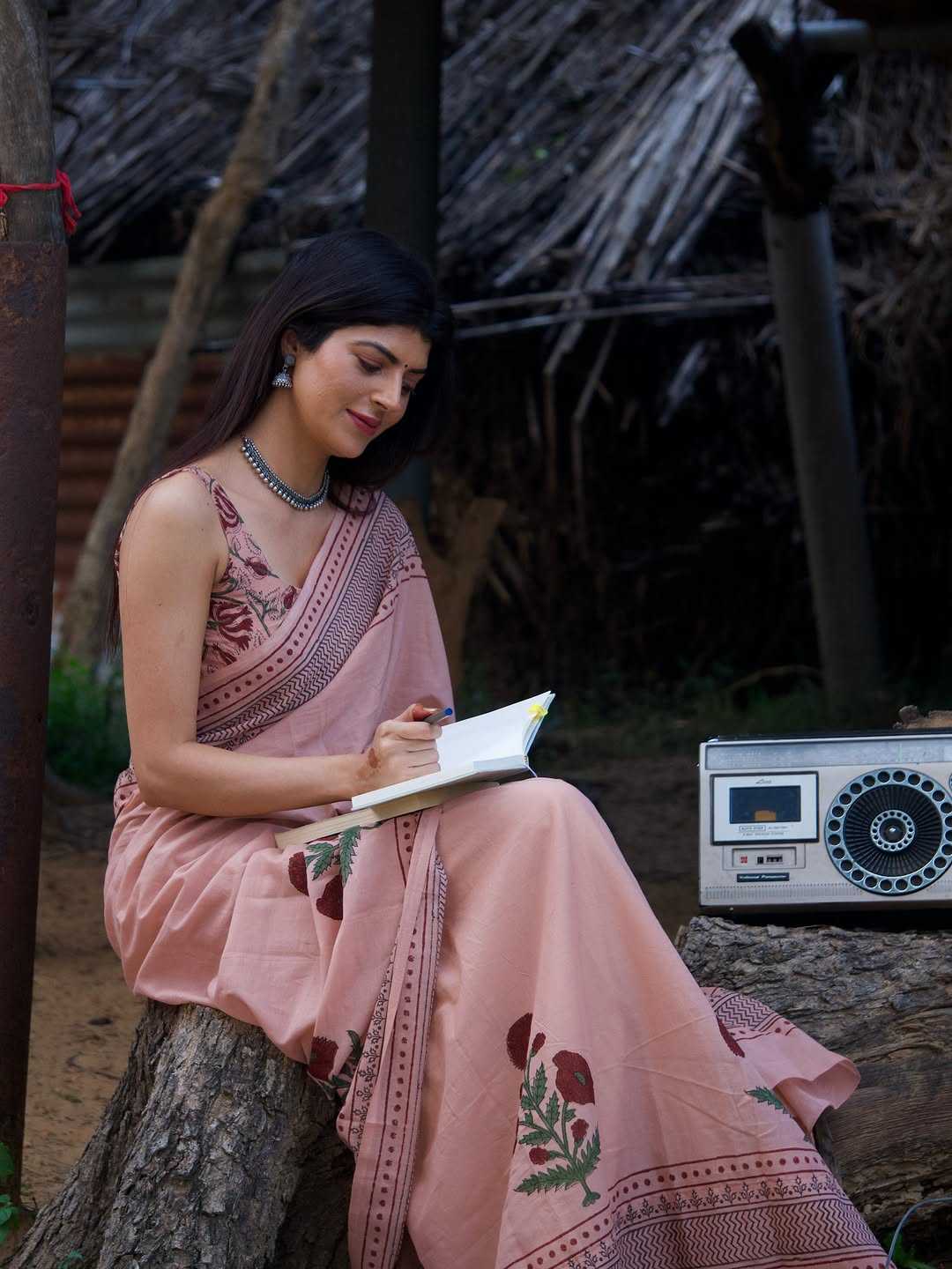 Ynf Linen KESH682 MUNIKA Sarees Wholesale Printed Sarees Plain Sarees Festive Sarees Manufacturer- Kapda Export