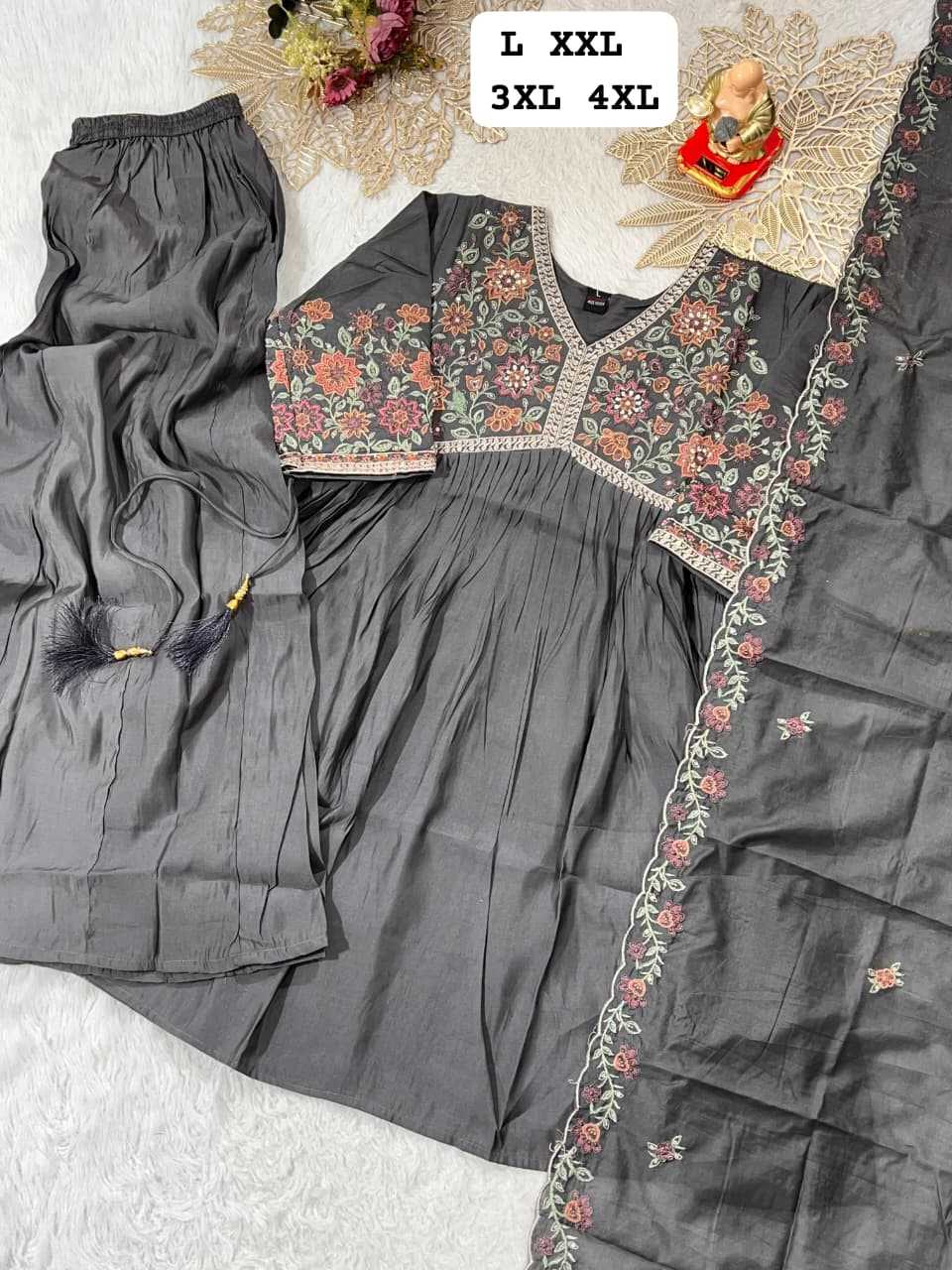 Ynf Maslin KESH594 Aliya Gowns Wholesale Party Gowns Long Gowns Wedding Gown Manufacturer- Kapda Export