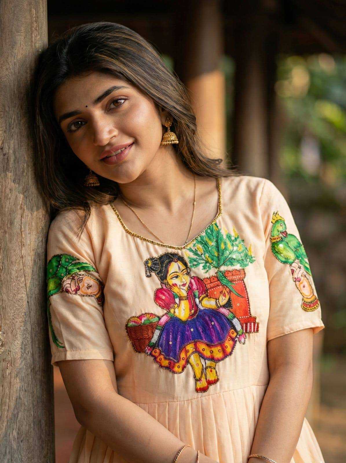 Ynf Muslin KESH485 116 Gowns Wholesale Printed Gowns Party Wear Gowns Designer Gowns Manufacturer- Kapda Export