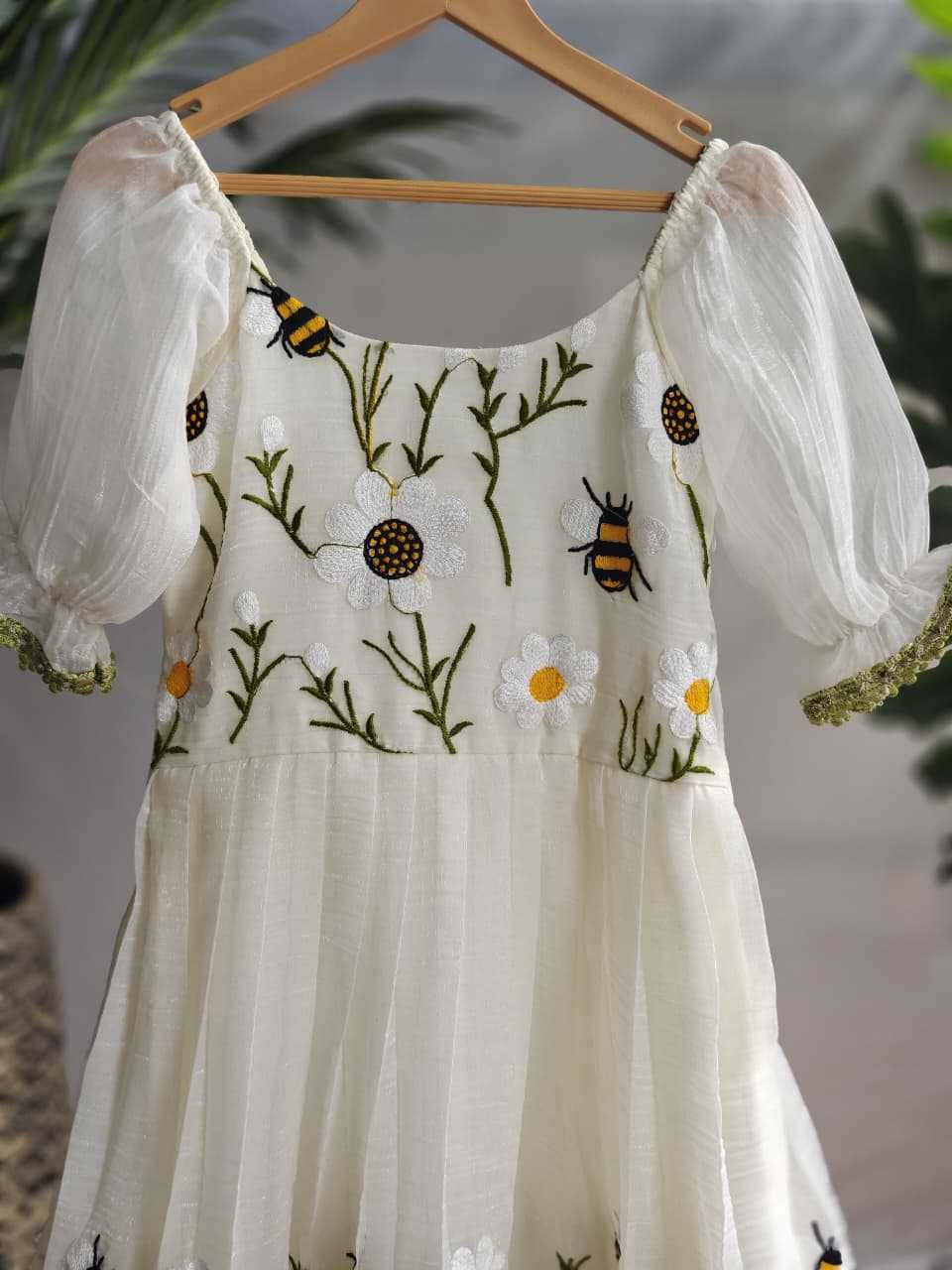 Ynf Organza KESH249 Honeybee Kids Wear Wholesale Kids Frocks Embroidered Frock Kids Wedding Outfits Manufacturer- Kapda Export