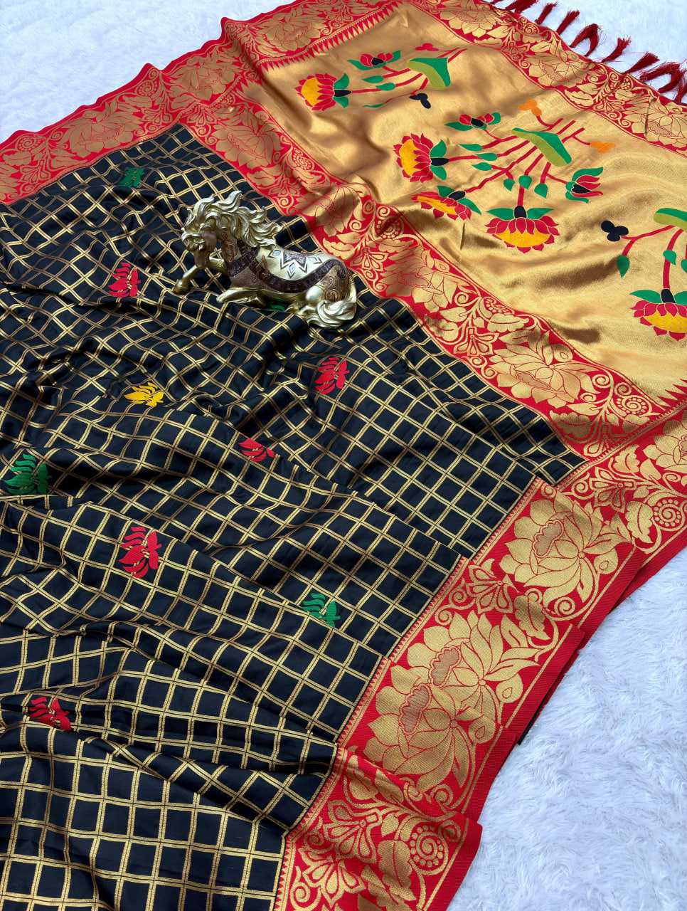 Ynf Paithani Silk KESH692 SIYA Silk Sarees Festive Collections Wholesale Paithani Sarees Silk Sarees With Contrast Pallu Silk Sarees With Blouse Manufacturer- Kapda Export