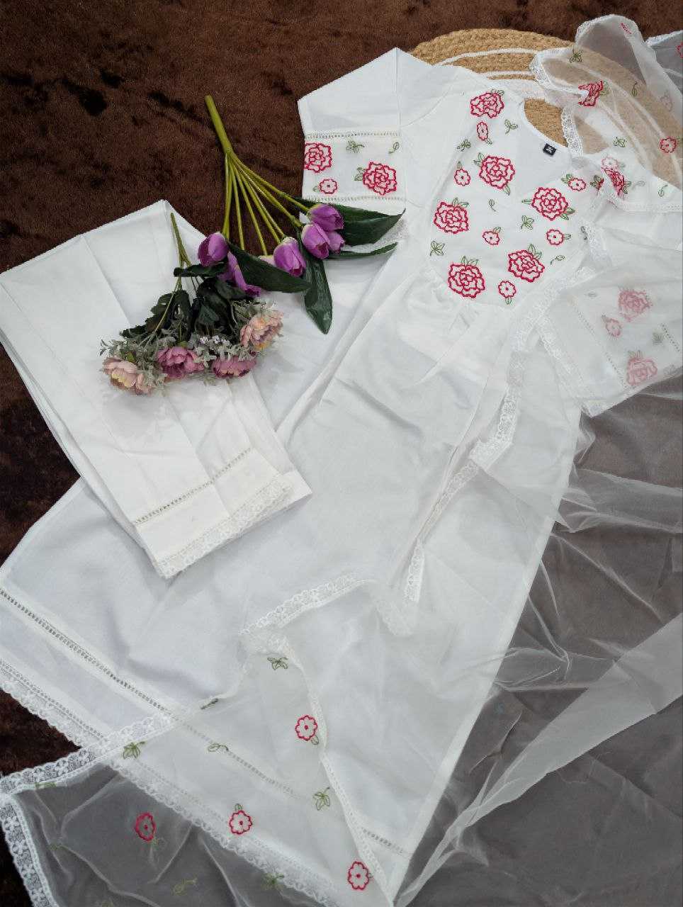 Ynf Pure Viscos KESH529 AARADHYA Kurti Wholesale Festive Kurtis Embroidered Kurtis White Kurtis Manufacturer- Kapda Export