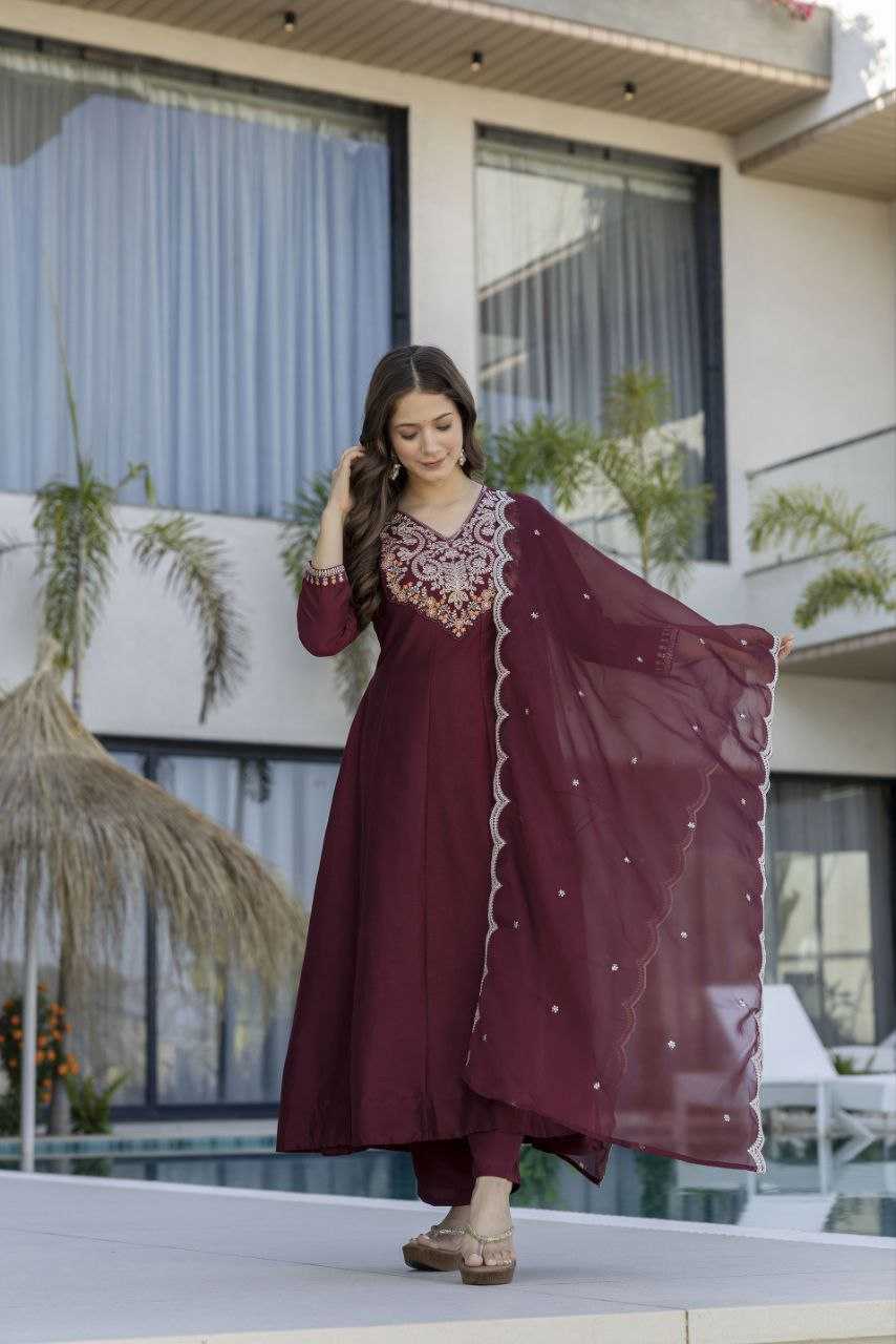 Ynf Pure Viscos KESH529 SARA Gowns Wholesale Party Gowns Embroidered Gown Sequin Gowns Manufacturer- Kapda Export