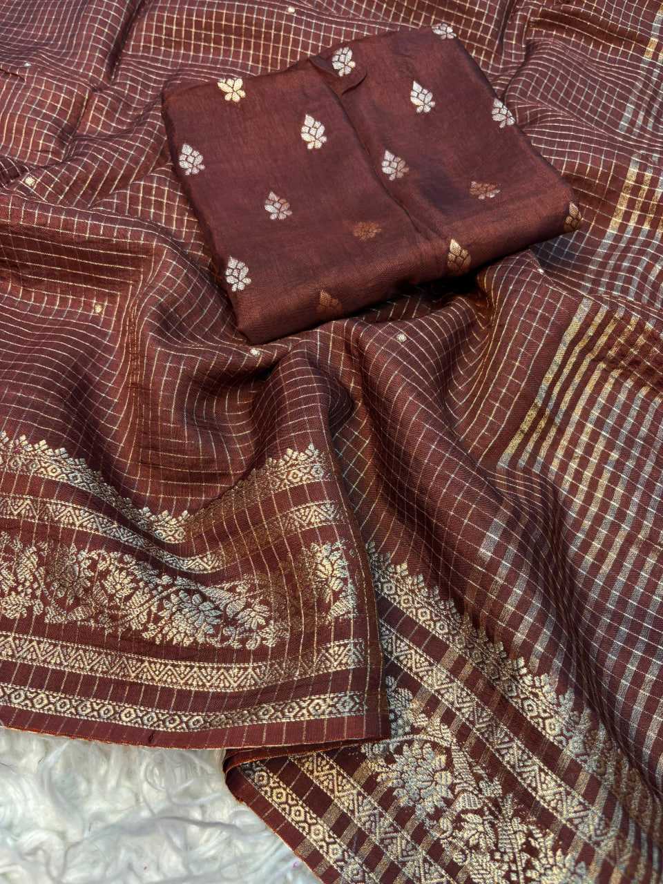 Ynf Pure Viscos RIN195 Dola Chex Sarees Wholesale Ruffle Sarees Butta Sarees Zari Border Sarees Manufacturer- Kapda Export