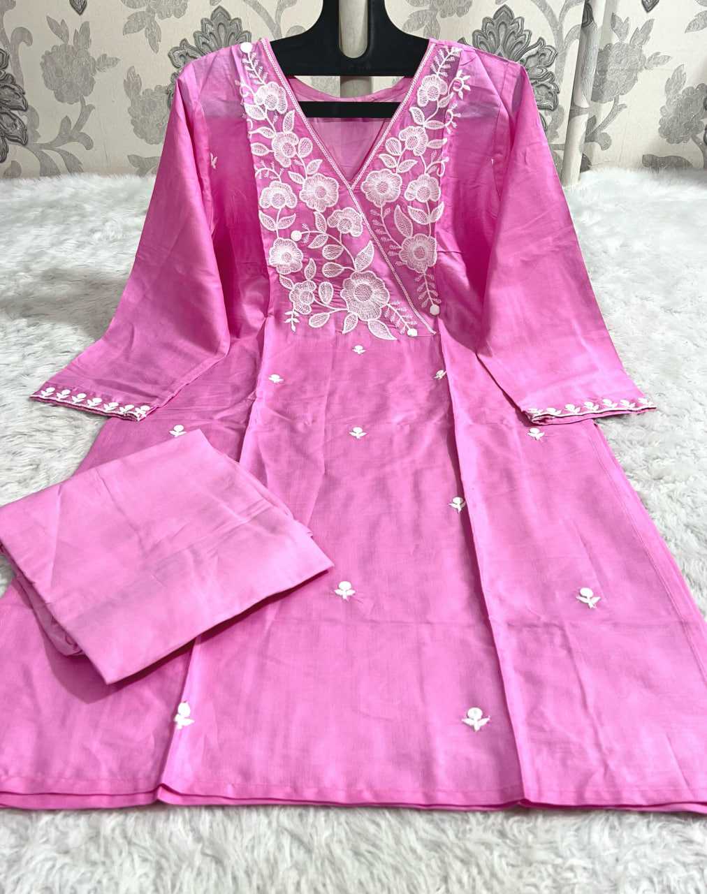 Ynf Reyon Cotton KESH502 MF 1008 Kurti Festive Collections Plus Size Collections Wholesale Rayon Kurtis Kurtis With Bottom Embroidered Kurtis Manufacturer- Kapda Export