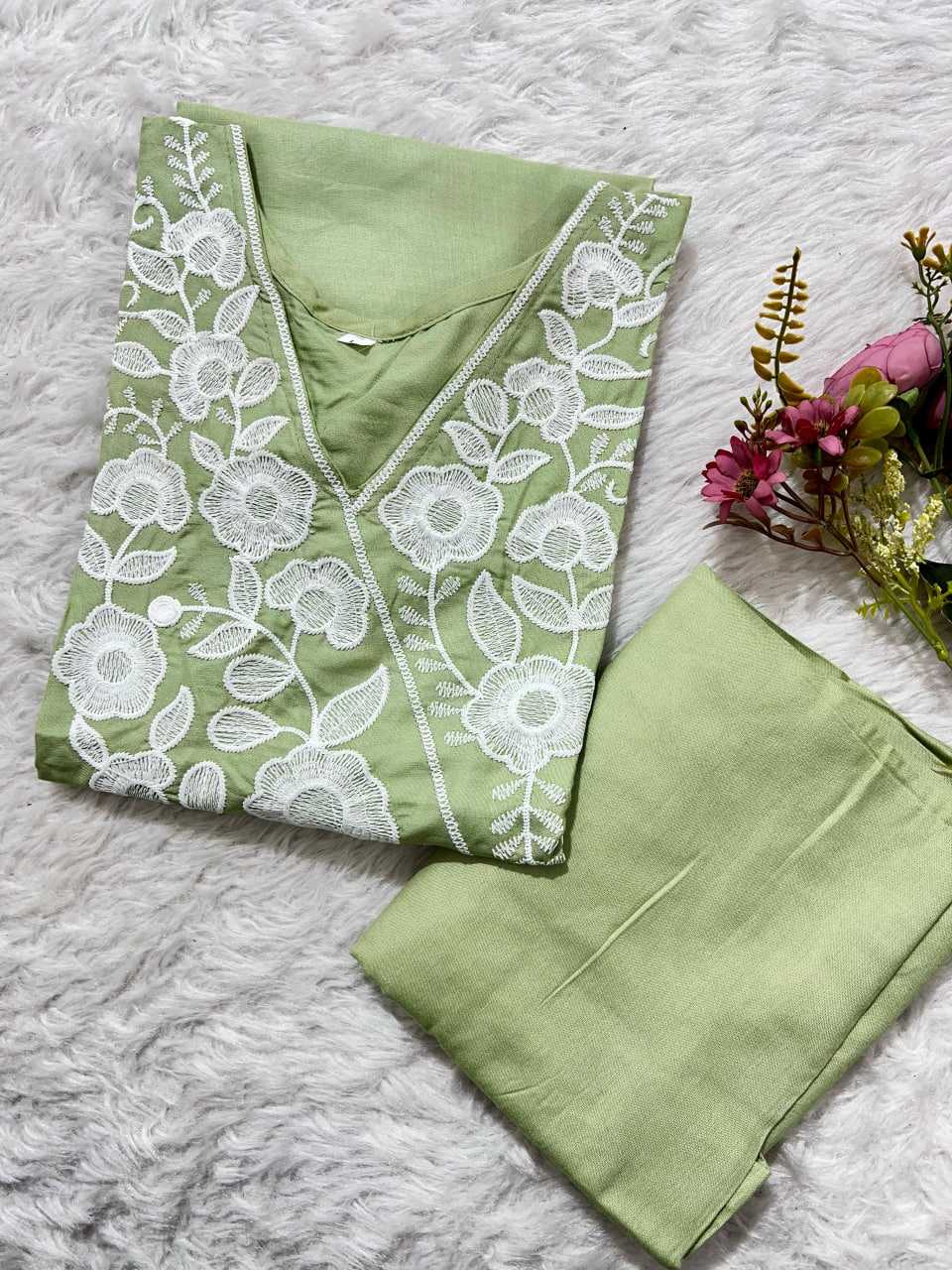 Ynf Reyon Cotton KESH502 MF 1008 Kurti Festive Collections Plus Size Collections Wholesale Rayon Kurtis Kurtis With Bottom Embroidered Kurtis Manufacturer- Kapda Export