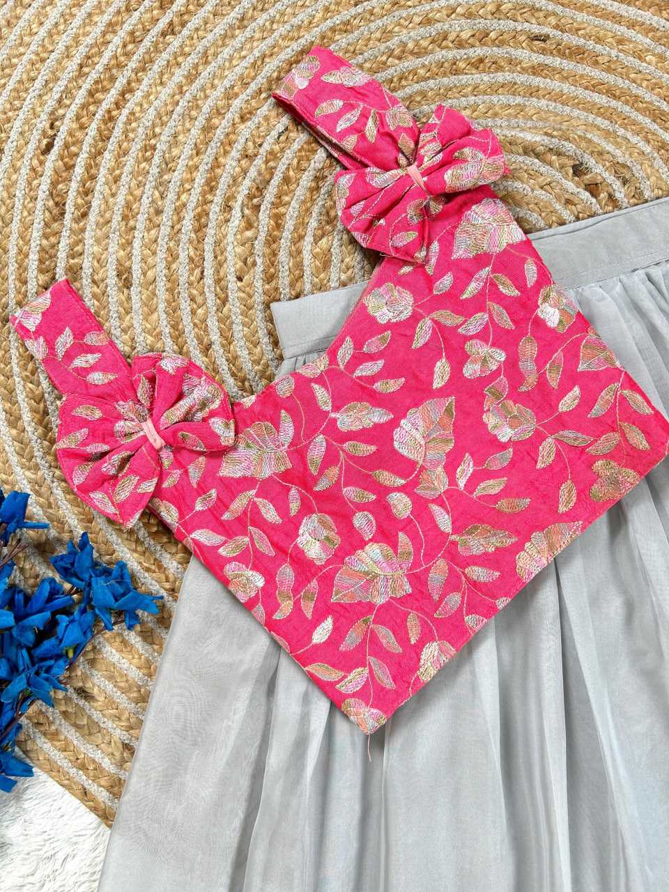 Ynf Tabby Silk RIN235 Raw Silk Kids Wear Wholesale Kids Lehenga Kids Lehenga Choli Baby Girl Lehenga Manufacturer- Kapda Export