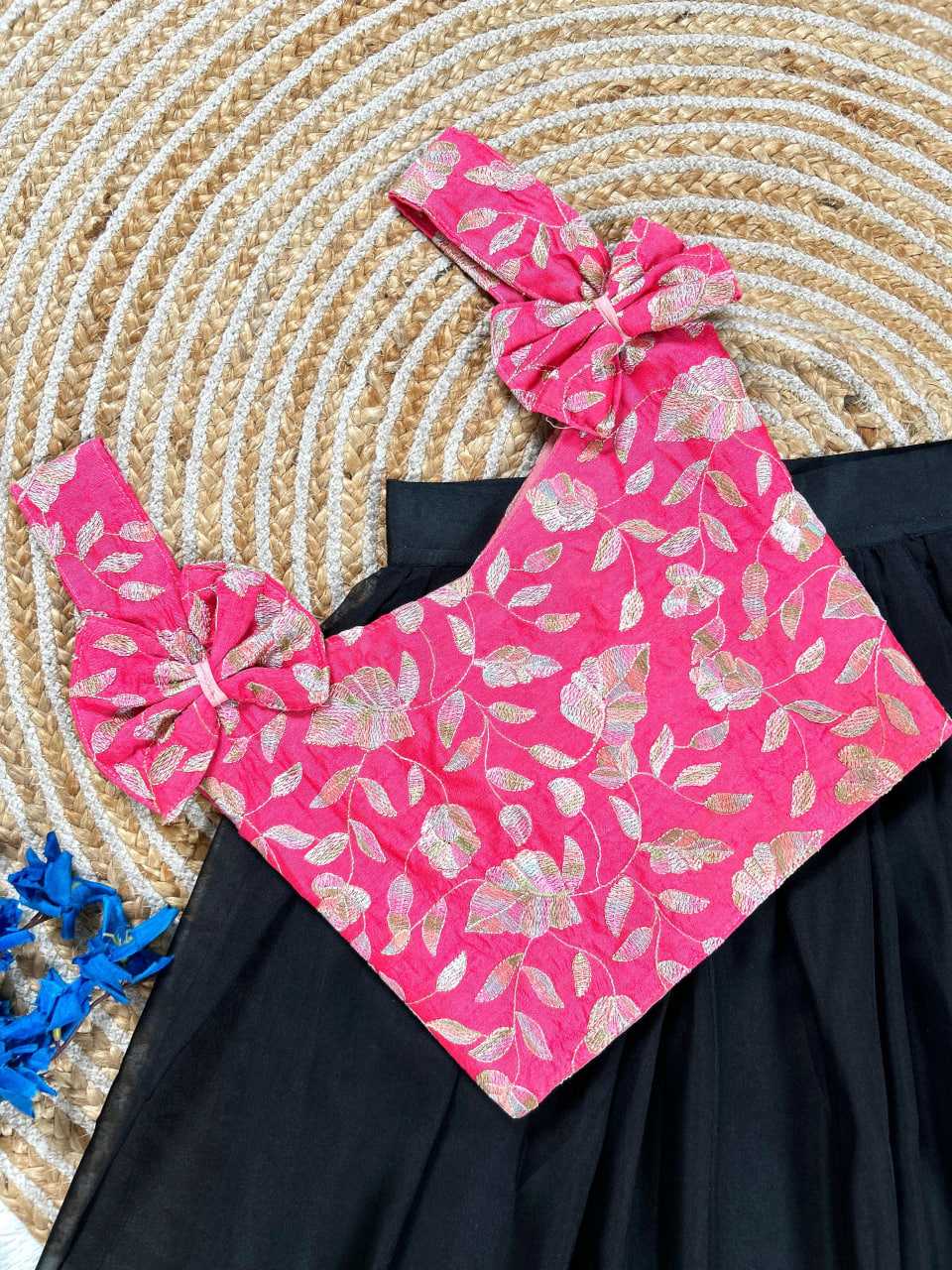 Ynf Tabby Silk RIN235 Raw Silk Kids Wear Wholesale Kids Lehenga Kids Lehenga Choli Baby Girl Lehenga Manufacturer- Kapda Export