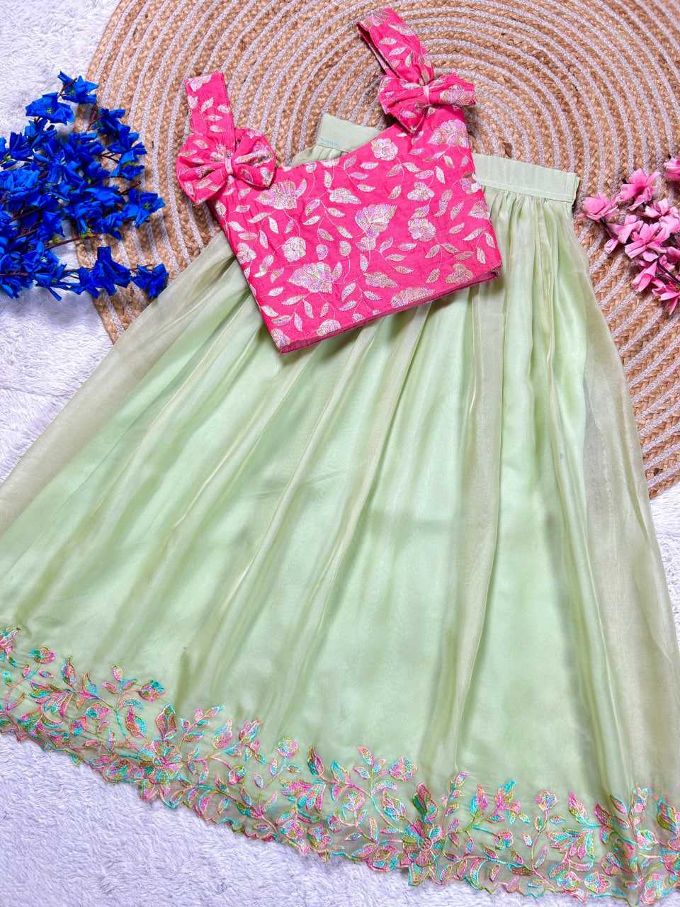 Ynf Tabby Silk RIN235 Raw Silk Kids Wear Wholesale Kids Lehenga Kids Lehenga Choli Baby Girl Lehenga Manufacturer- Kapda Export