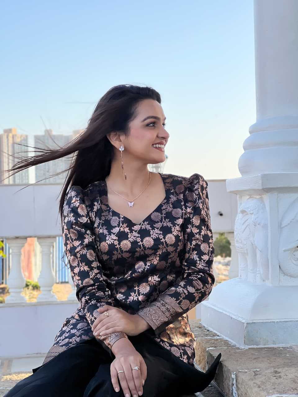 Ynf Tussar Silk KESH249 siky Gowns Wholesale Fancy Gowns Party Gowns Embroidered Gown Manufacturer- Kapda Export