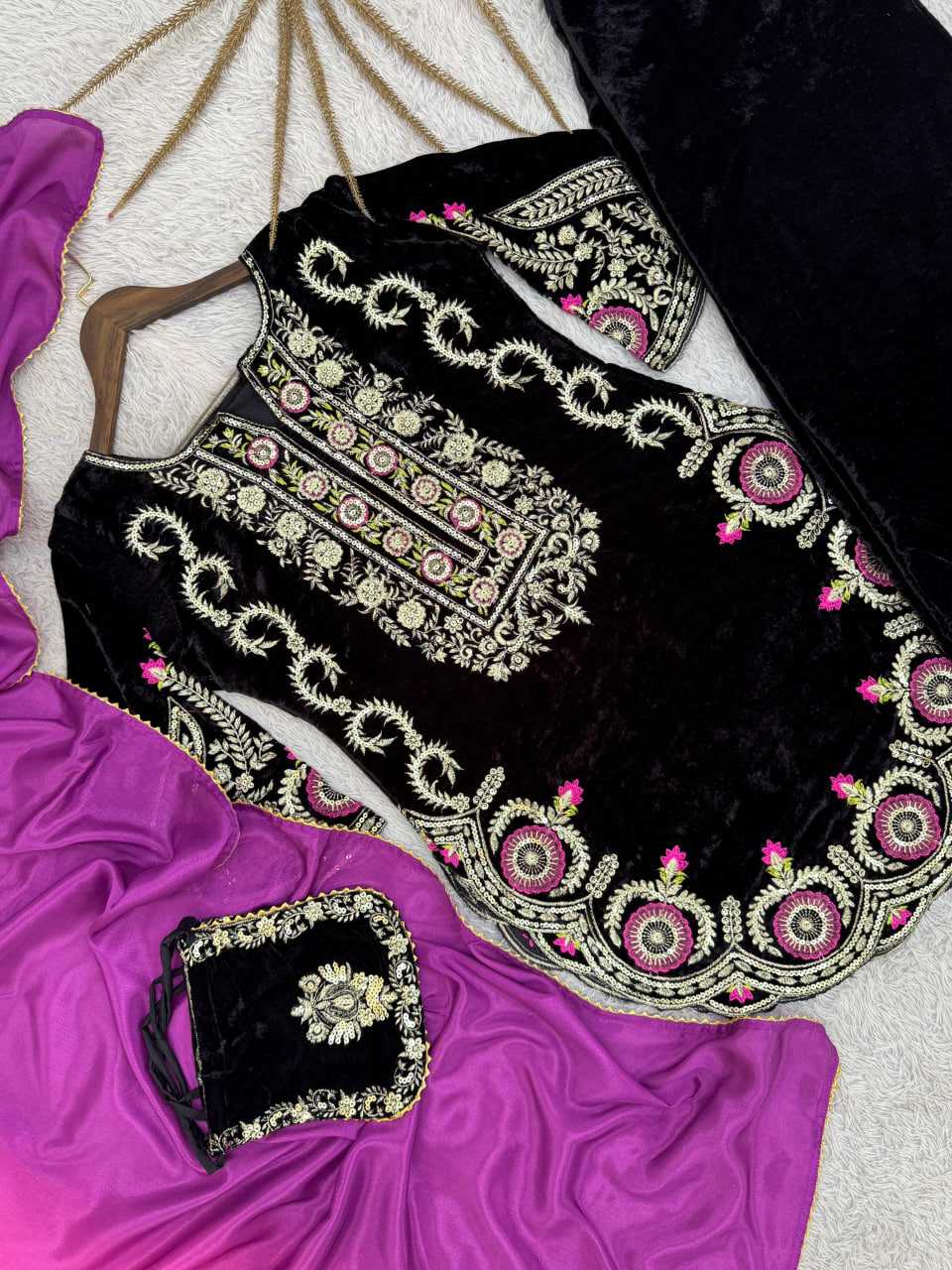 Ynf Velvet KESH677 HK-1731 Suits & Dresses Festive Collections Wholesale Velvet Suits Embroidered Suits Eid Collections Manufacturer- Kapda Export