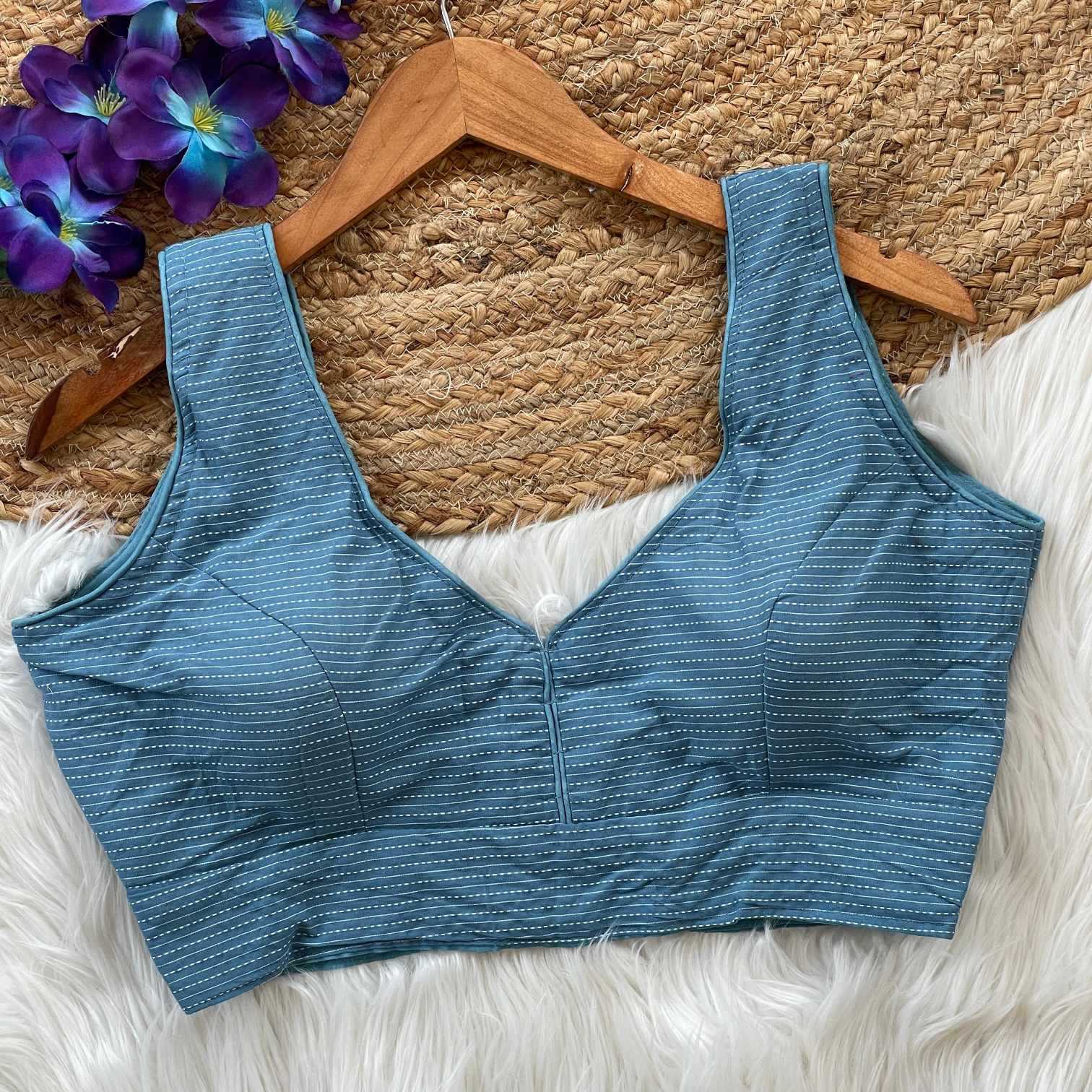 Ynf Cotton KESH411 Katha Readymade Blouses Wholesale V-Neck Blouses Designer Blouse Cotton Blouse Manufacturer- Kapda Export