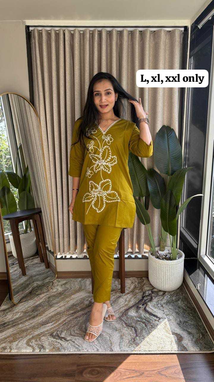 Ynf Cotton KESH623 125 Kurti Festive Collections Plus Size Collections Wholesale Cotton Kurtis Kurtis With Bottom V-Neck Kurtis Manufacturer- Kapda Export