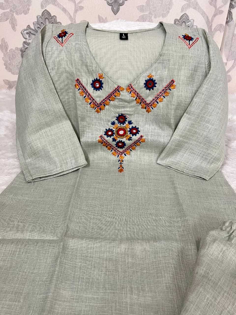 Ynf Cotton KESH684 NECK Kurti Wholesale Designer Kurtis Mirror Work Kurti Embroidered Kurtis Manufacturer- Kapda Export