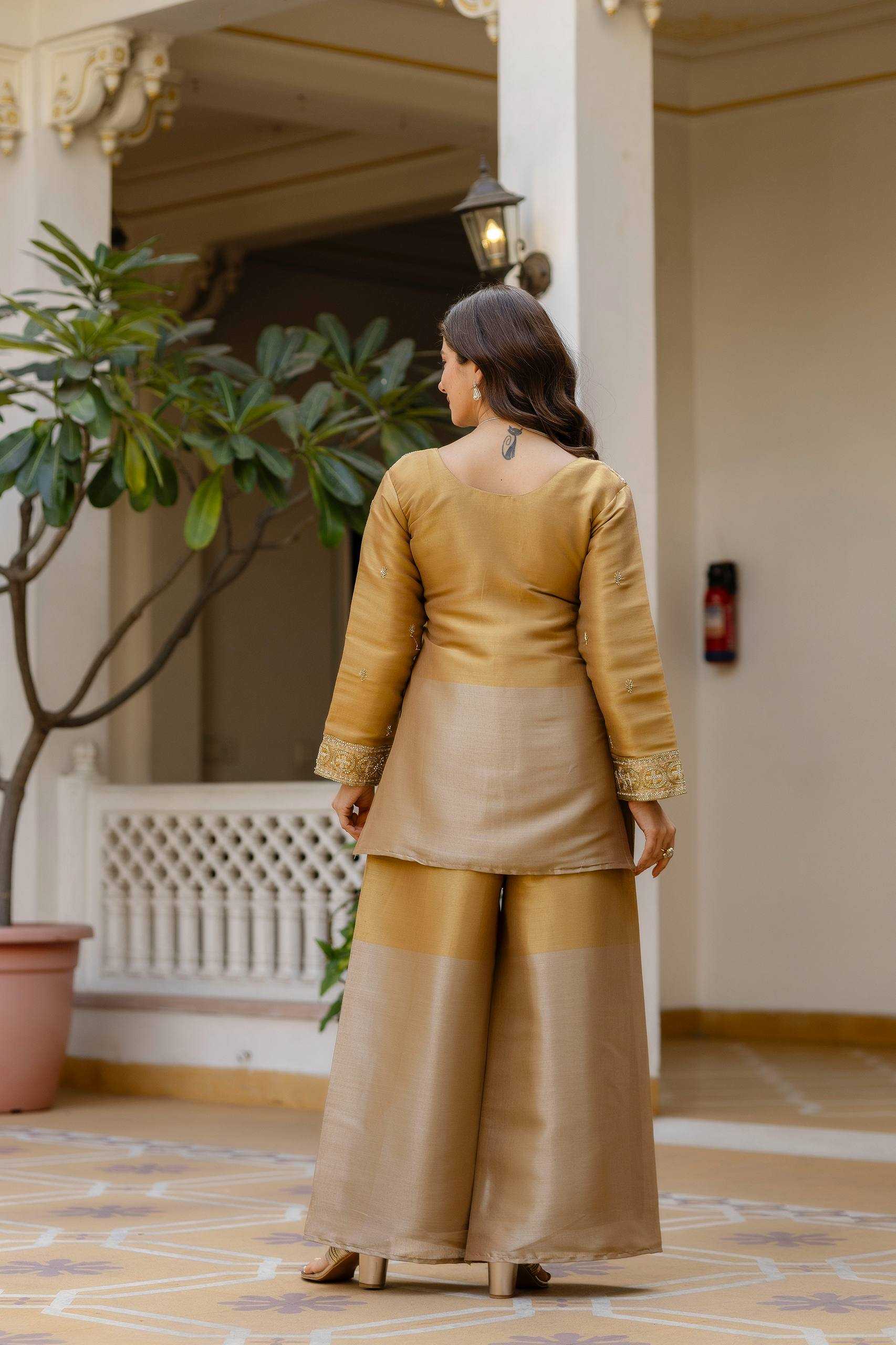 Ynf Fancy RIN215 42 Suits & Dresses Wholesale Cocktail Dresses Ethnic Dresses Embroidered Dresses Manufacturer- Kapda Export