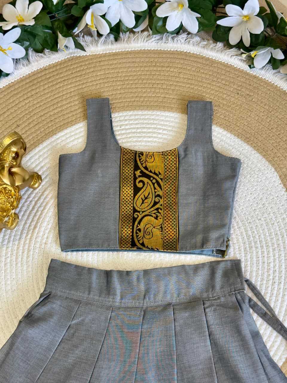 Ynf Handloom Silk KESH505 Madhubala Lehengas Wholesale Silk Lehenga Lehenga With Dupatta Handloom Lehenga Manufacturer- Kapda Export