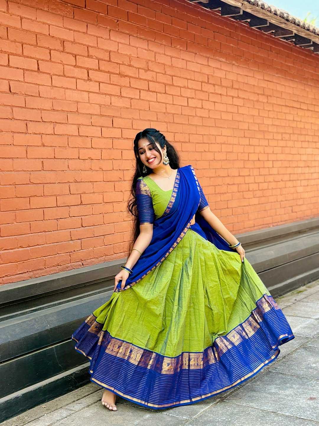 Ynf Kanjivaram Silk KESH723 Micro GF Lehengas Wholesale Traditional Lehenga Silk Lehenga Zari Work Lehenga Manufacturer- Kapda Export