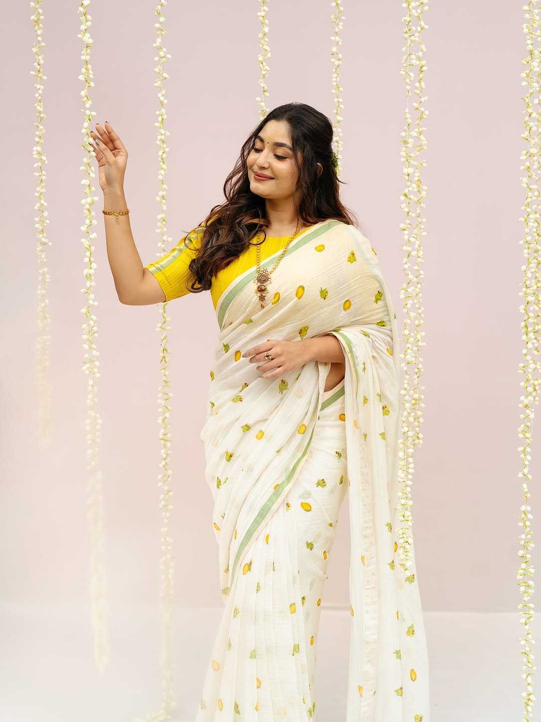 Ynf Linen KESH682 Mango parrot Sarees Festive Collections Wholesale Printed Sarees Plain Sarees Linen Sarees Manufacturer- Kapda Export
