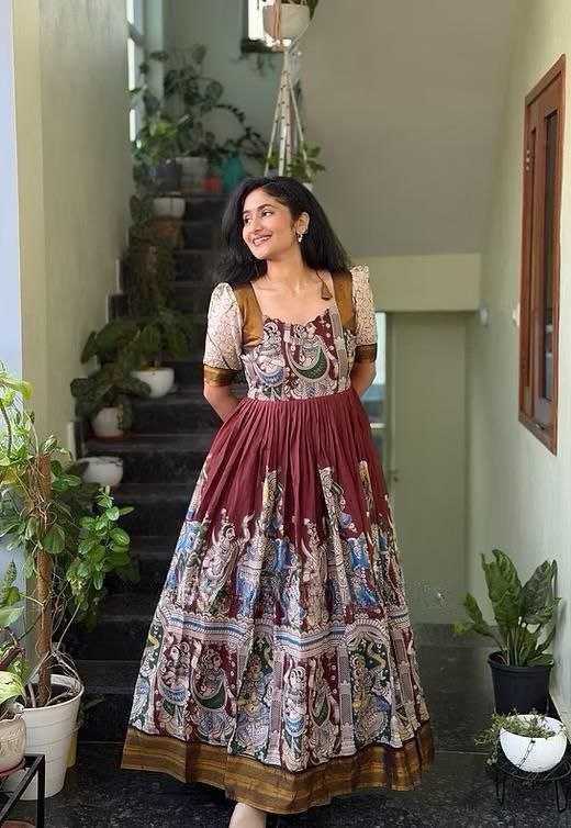 Ynf Muslin Cotton KESH167 AYUSH Gowns Wholesale Fancy Gowns Party Gowns Floral Print Gowns Manufacturer- Kapda Export