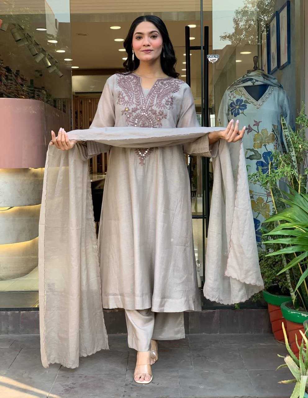 Ynf Muslin Cotton KESH536 Cotton Kurti Wholesale Festive Kurtis Cotton Kurtis Mirror Work Kurti Manufacturer- Kapda Export