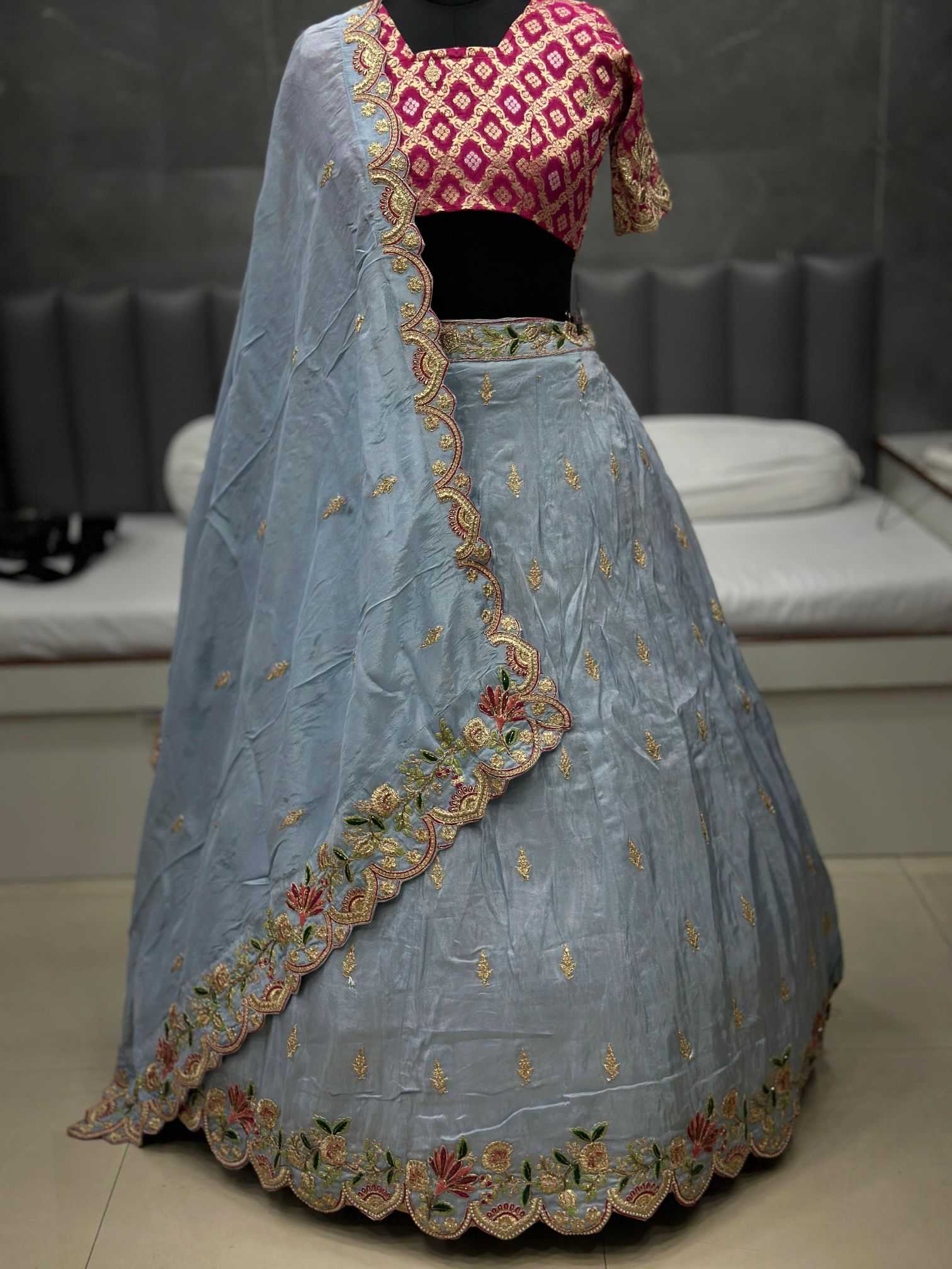Ynf Viscose KESH530 ANANTESH 5048 Lehengas Wedding Collections Wholesale Wedding Lehenga Embroidered Lehenga Gota Patti Lehenga Manufacturer- Kapda Export