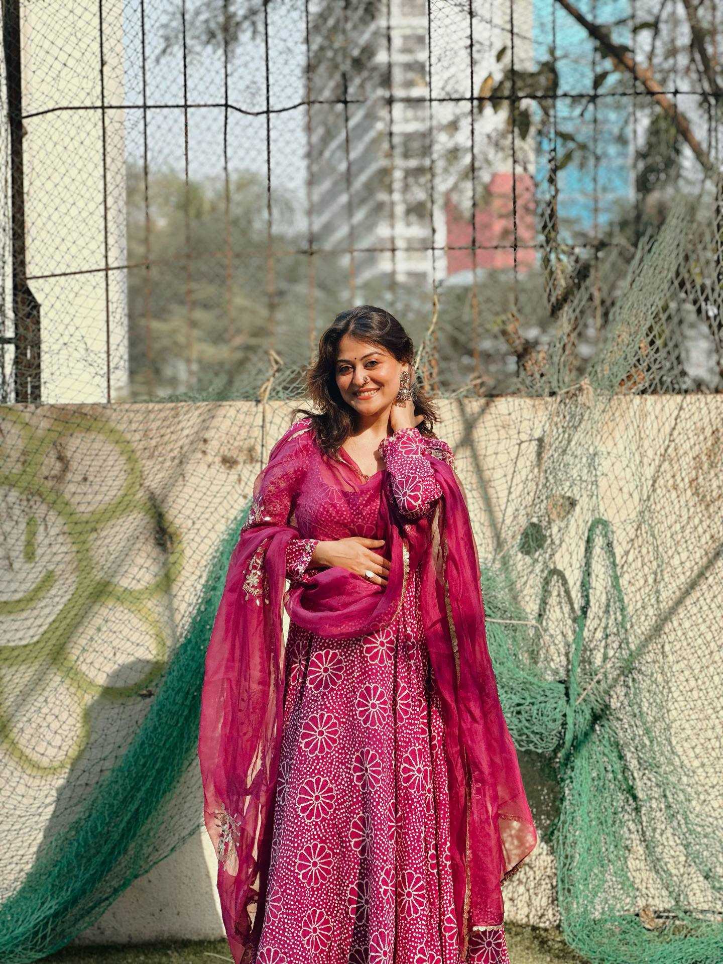 Ynf Chinon KESH501 Set Gowns Wholesale Printed Gowns Party Gowns Designer Gowns Manufacturer- Kapda Export