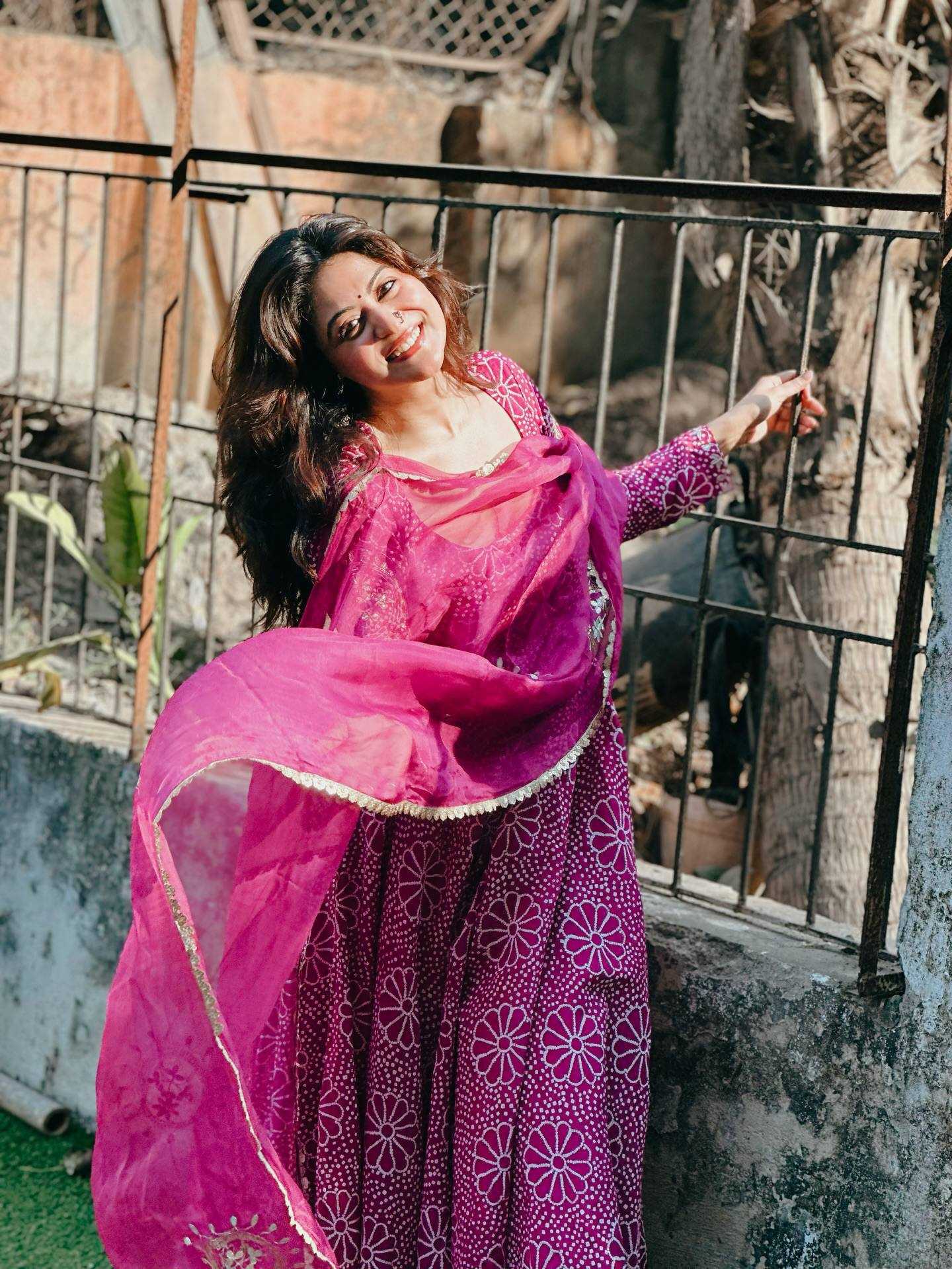 Ynf Chinon KESH501 Set Gowns Wholesale Printed Gowns Party Gowns Designer Gowns Manufacturer- Kapda Export