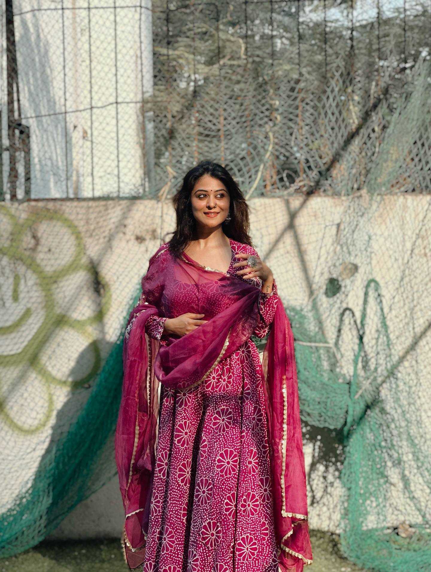 Ynf Chinon KESH501 Set Gowns Wholesale Printed Gowns Party Gowns Designer Gowns Manufacturer- Kapda Export