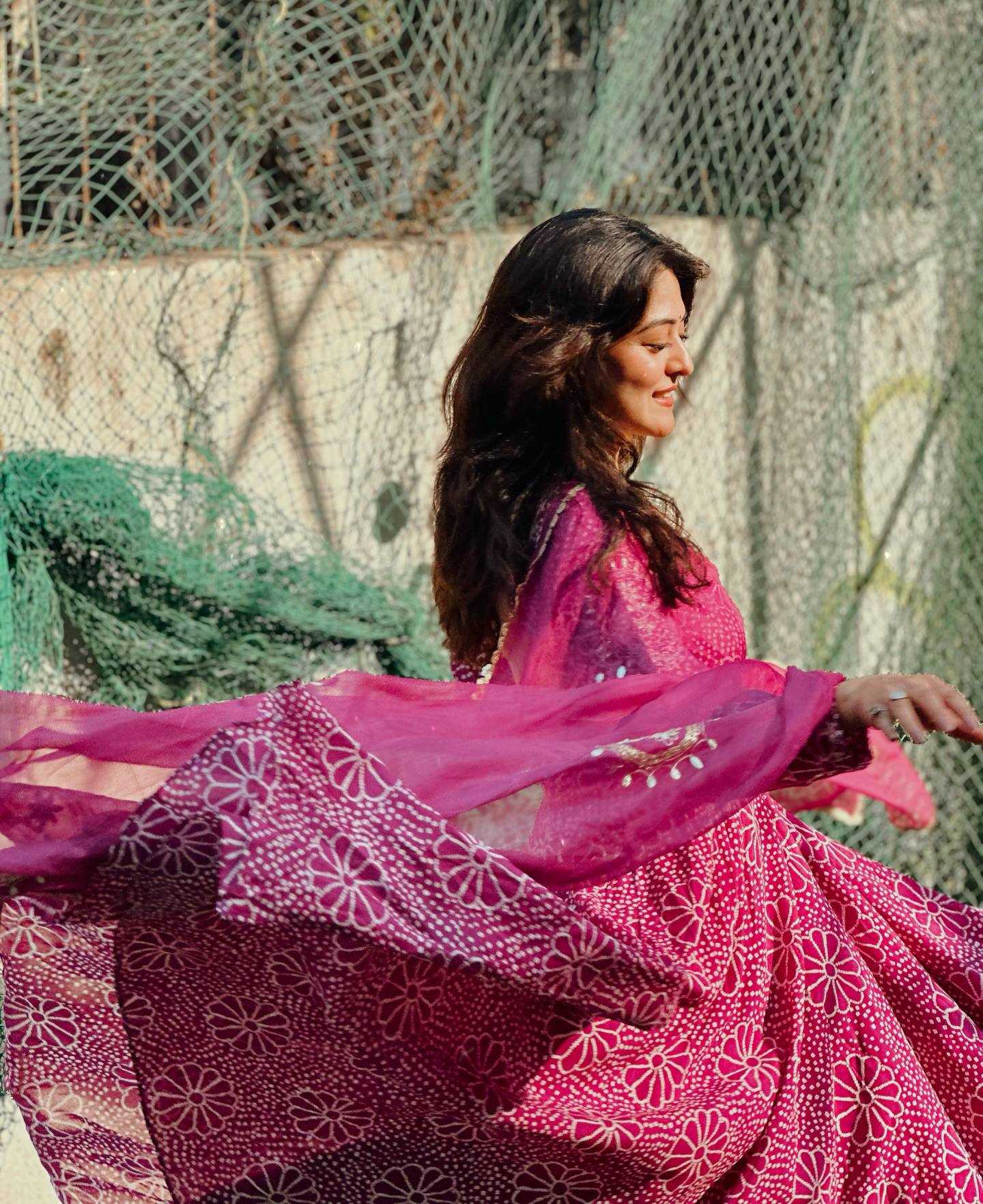 Ynf Chinon KESH501 Set Gowns Wholesale Printed Gowns Party Gowns Designer Gowns Manufacturer- Kapda Export