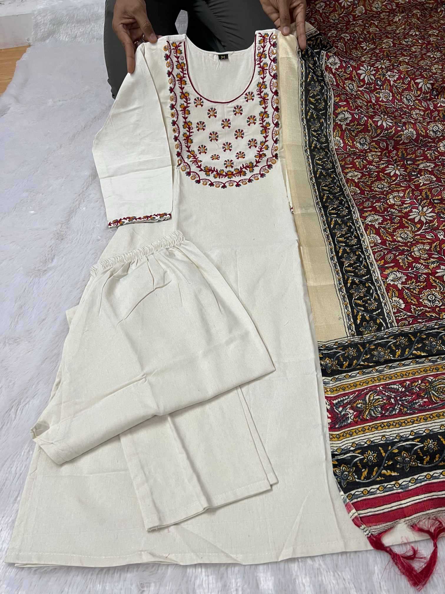 Ynf Cotton KESH720 Adeesaa Kurti Festive Collections Plus Size Collections Wholesale Cotton Kurtis Embroidered Kurtis Onam Collections Manufacturer- Kapda Export