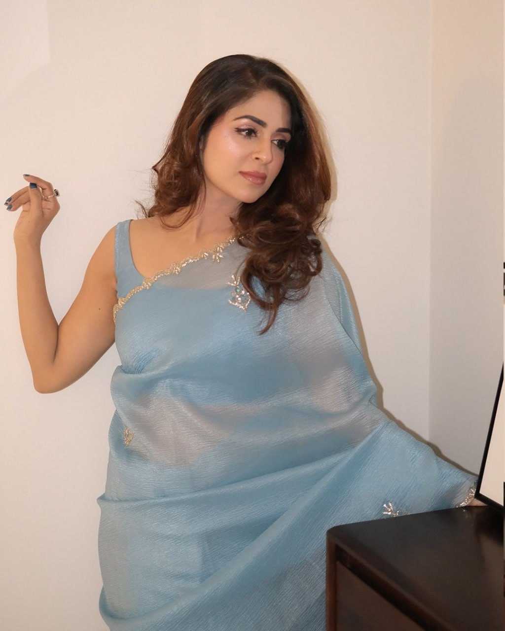 Ynf Crush Silk KESH651 Omisha Sarees Wholesale Designer Sarees Hand Work Sarees Cutwork Saree Manufacturer- Kapda Export