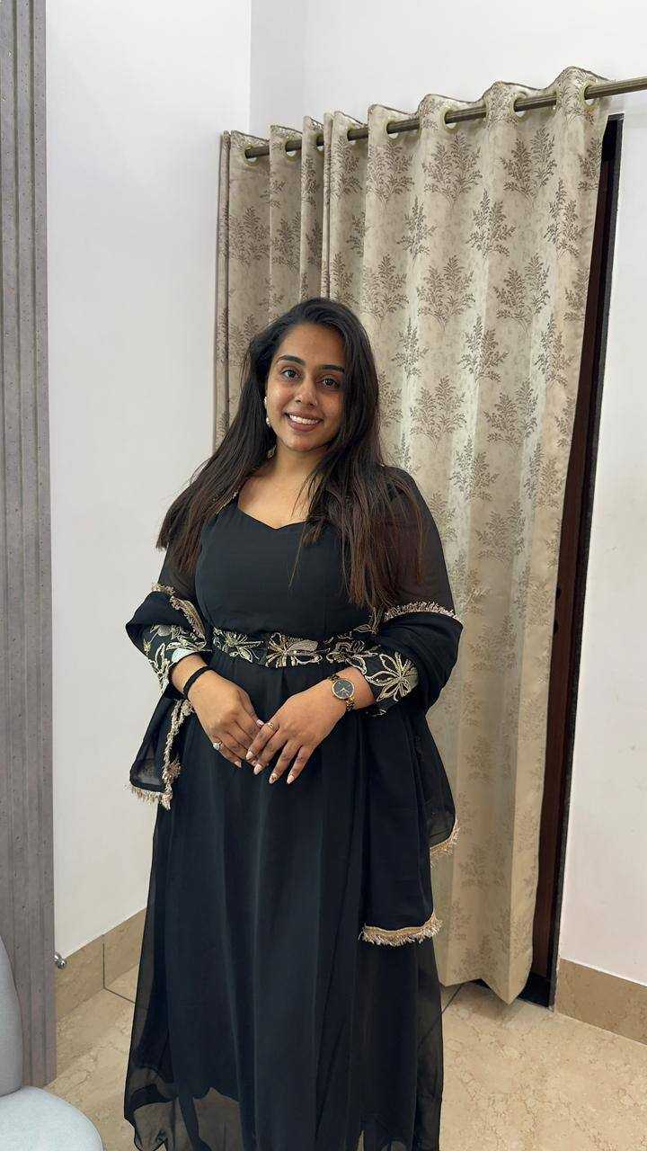 Ynf Faux Georgette KESH531 1075 Gowns Wholesale Fancy Gowns Anarkali Gown Embroidered Gown Manufacturer- Kapda Export