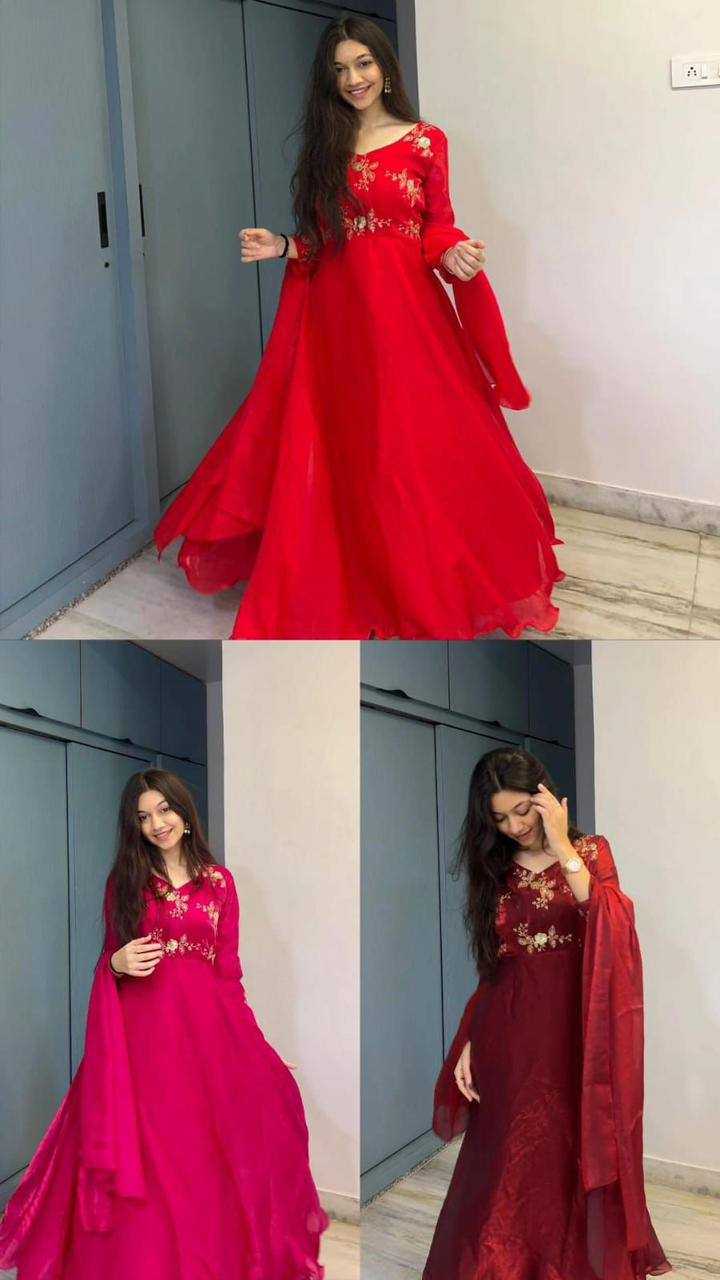 Ynf FENDY KESH531 1070 Gowns Wholesale Embroidery Gowns Anarkali Gown Sequin Gowns Manufacturer- Kapda Export