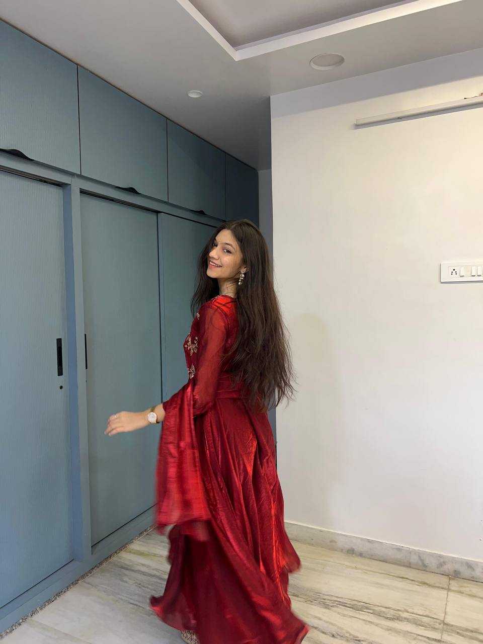 Ynf FENDY KESH531 1070 Gowns Wholesale Embroidery Gowns Anarkali Gown Sequin Gowns Manufacturer- Kapda Export