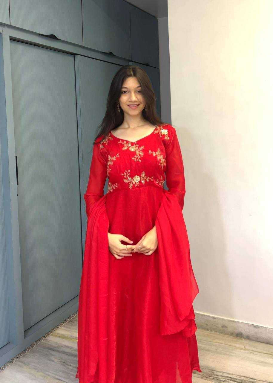 Ynf FENDY KESH531 1070 Gowns Wholesale Embroidery Gowns Anarkali Gown Sequin Gowns Manufacturer- Kapda Export