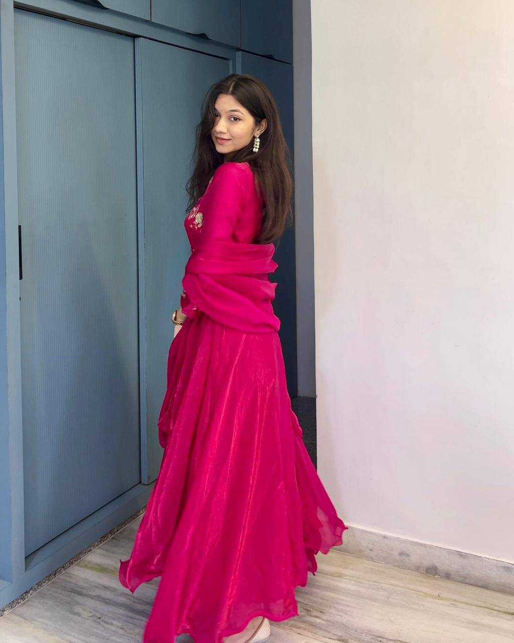 Ynf FENDY KESH531 1070 Gowns Wholesale Embroidery Gowns Anarkali Gown Sequin Gowns Manufacturer- Kapda Export